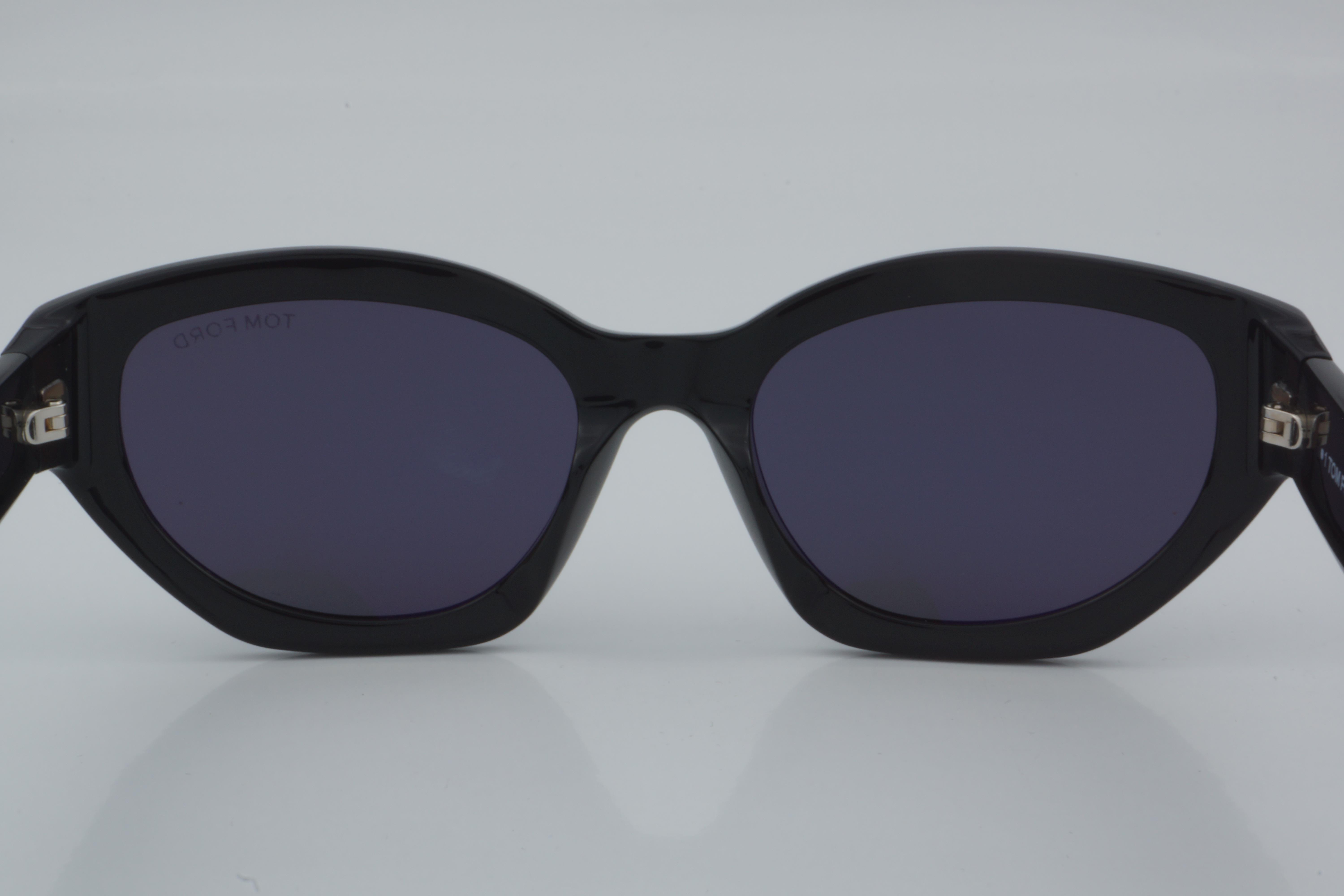 Tom Ford TF 1086 01A 55 - 01 Güneş Gözlüğü