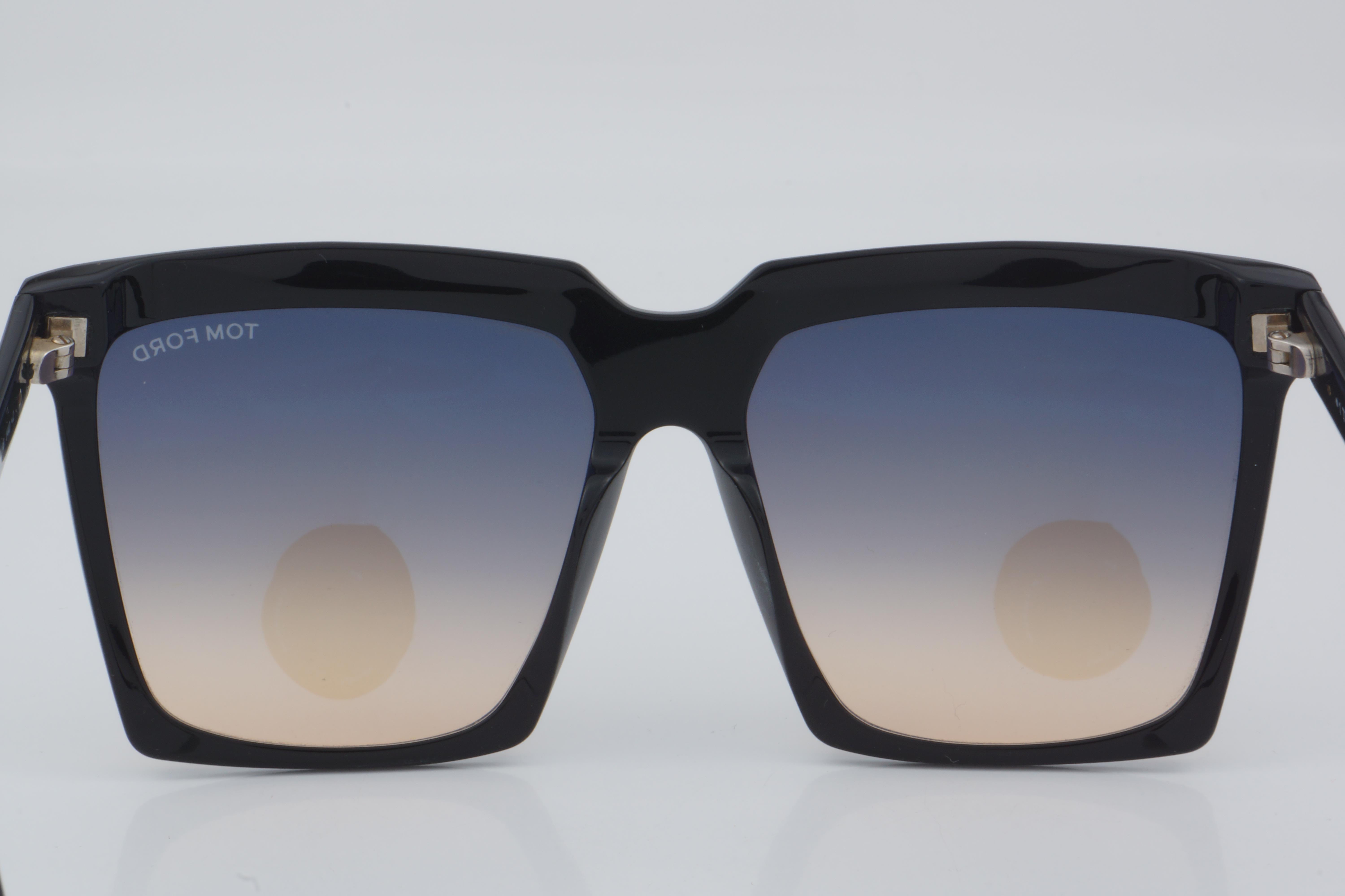Tom Ford TF 764 01B 58 - 01 Güneş Gözlüğü