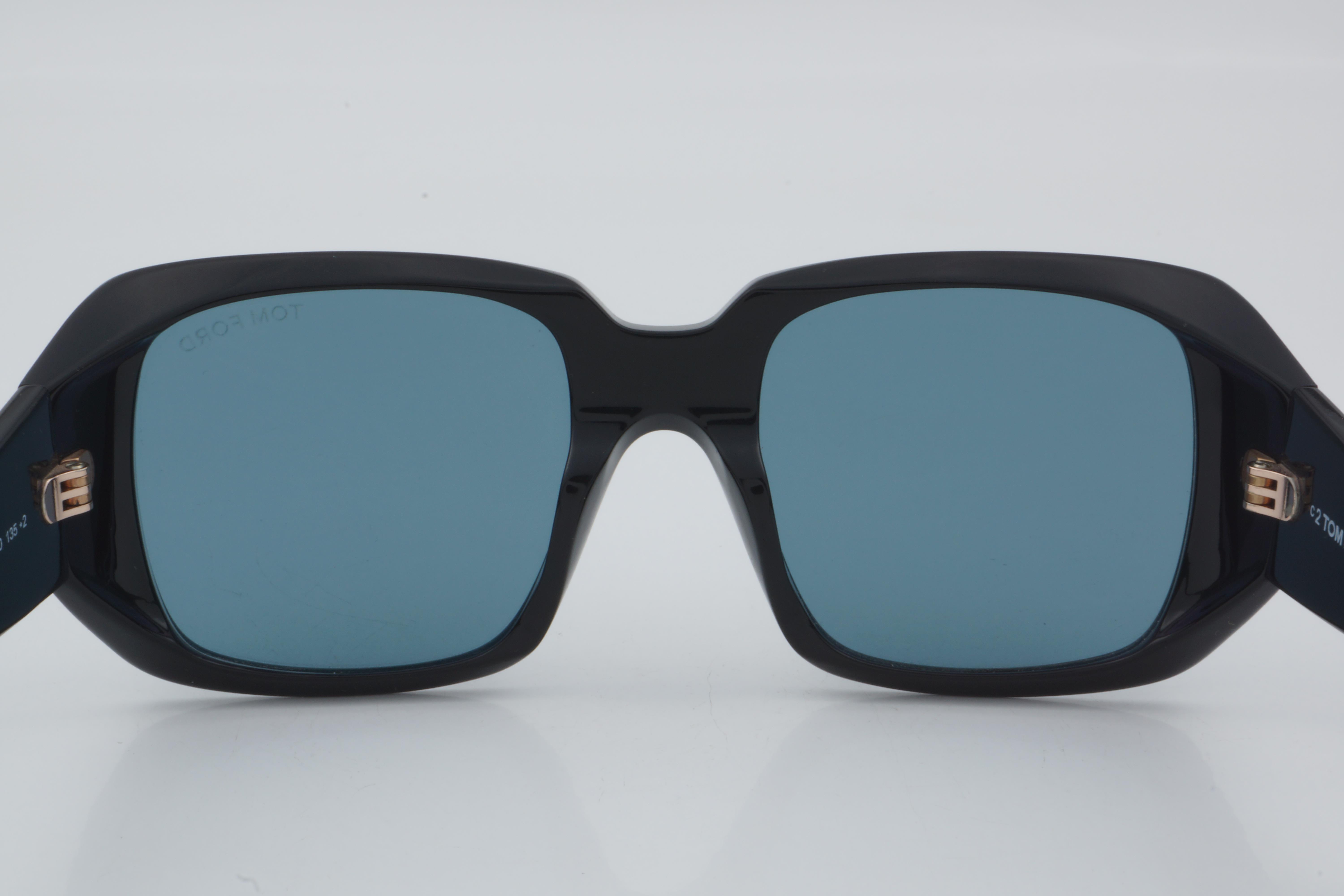 Tom Ford TF 1035 01V 51 - 01 Güneş Gözlüğü