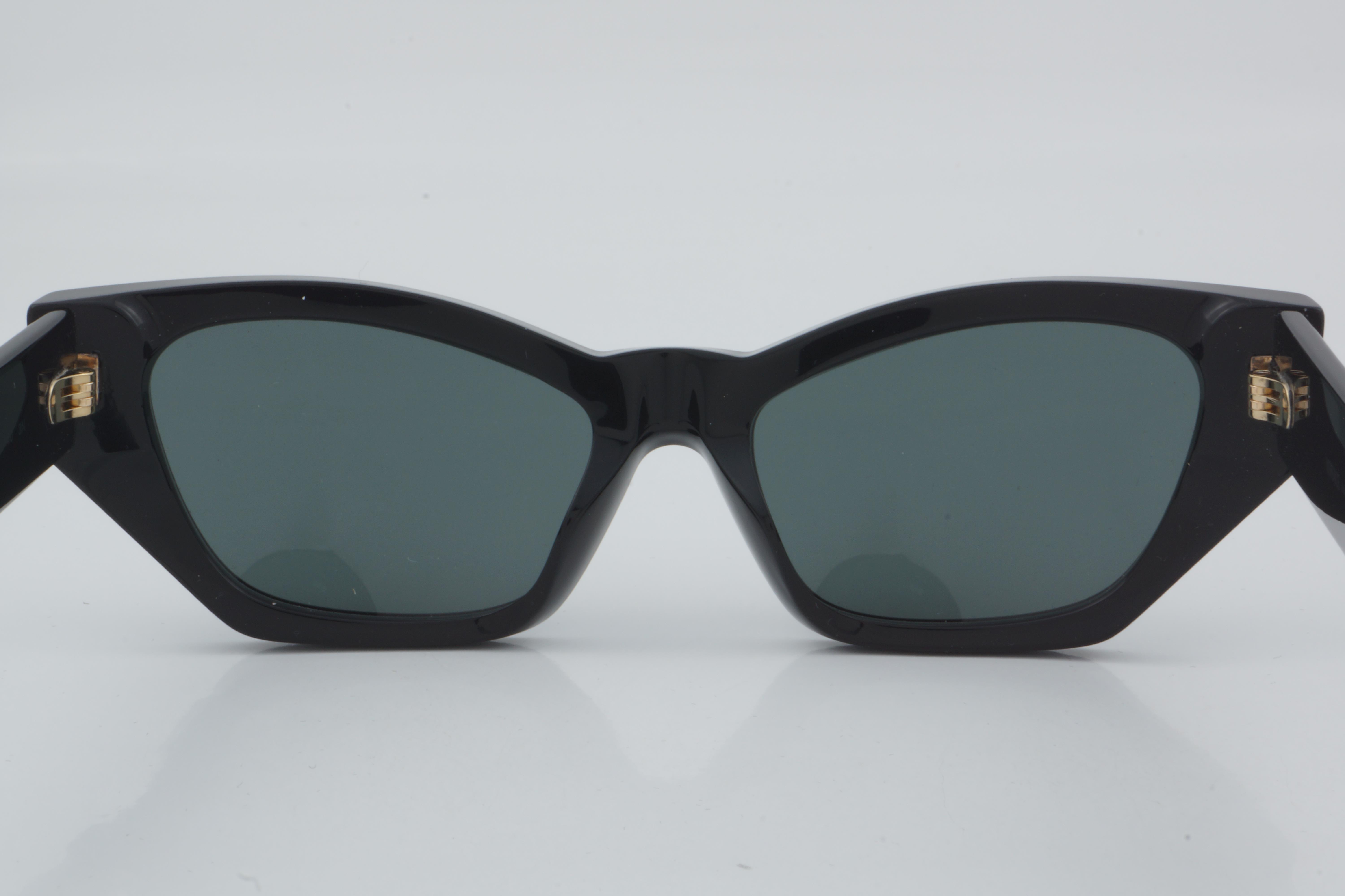 Versace VE 4488-U GB1/87 53 - 01 Güneş Gözlüğü