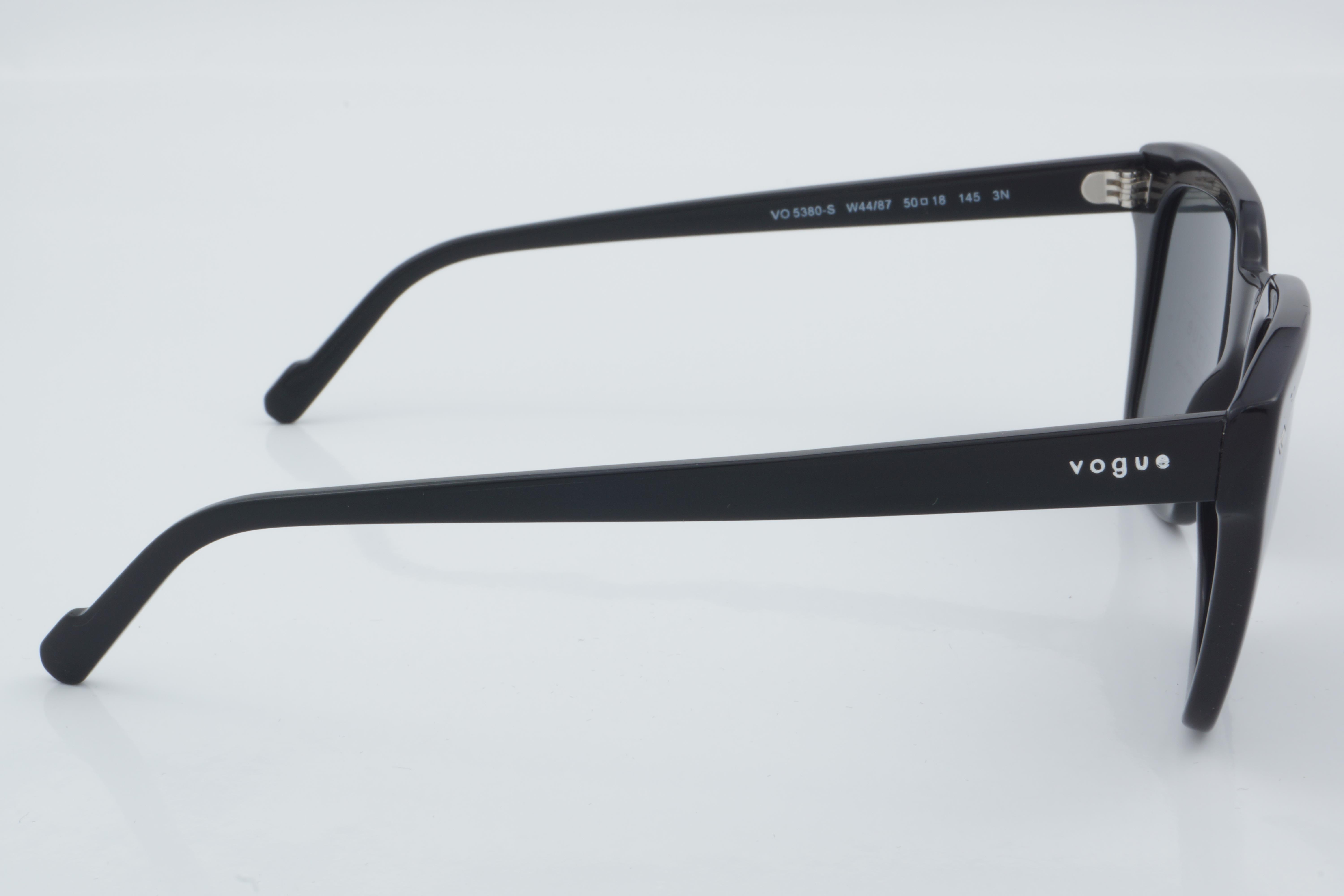 Vogue VO 5380-S W44/87 50 - 01 Güneş Gözlüğü