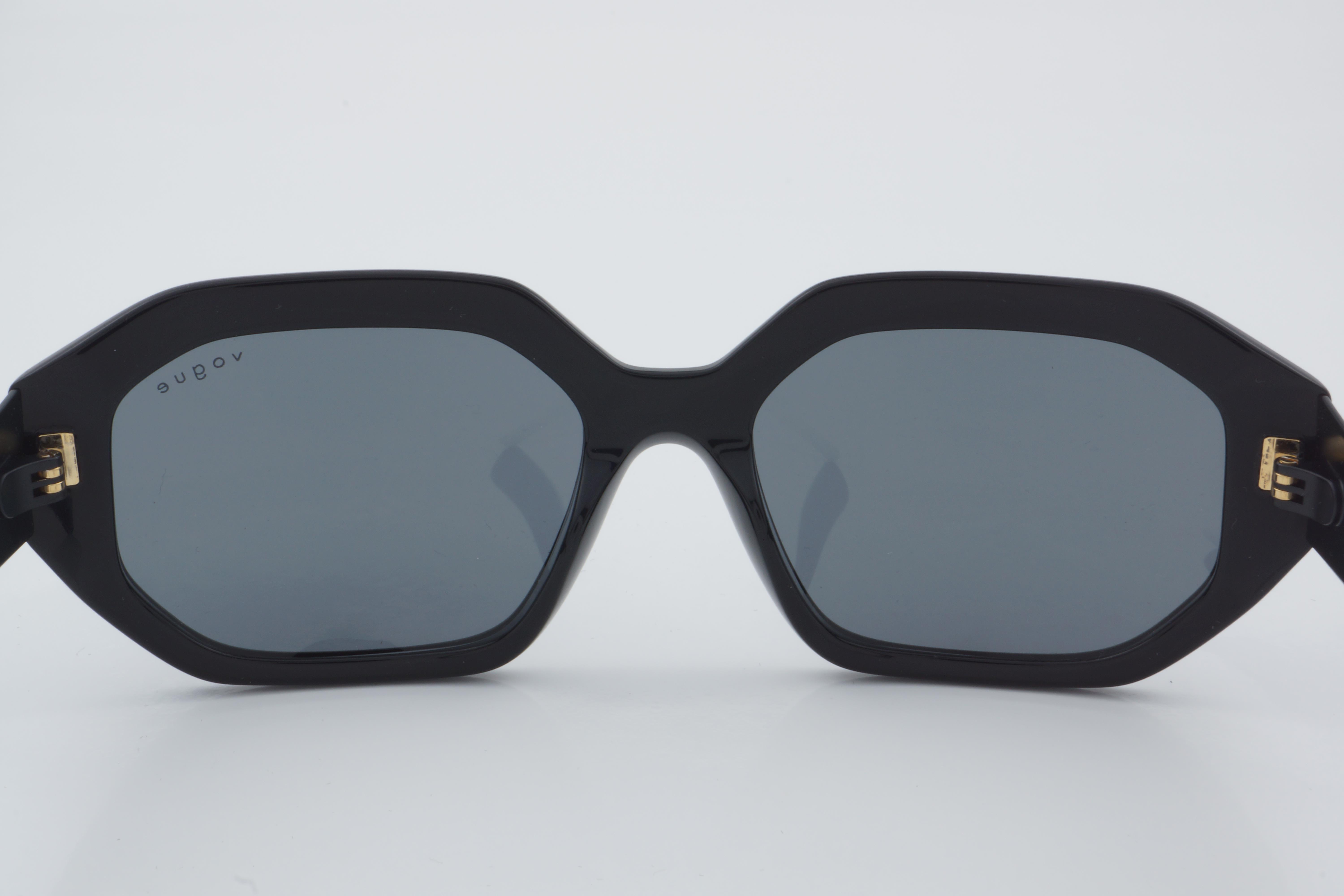 Vogue VO 5554-S W44/87 54 - 01 Güneş Gözlüğü