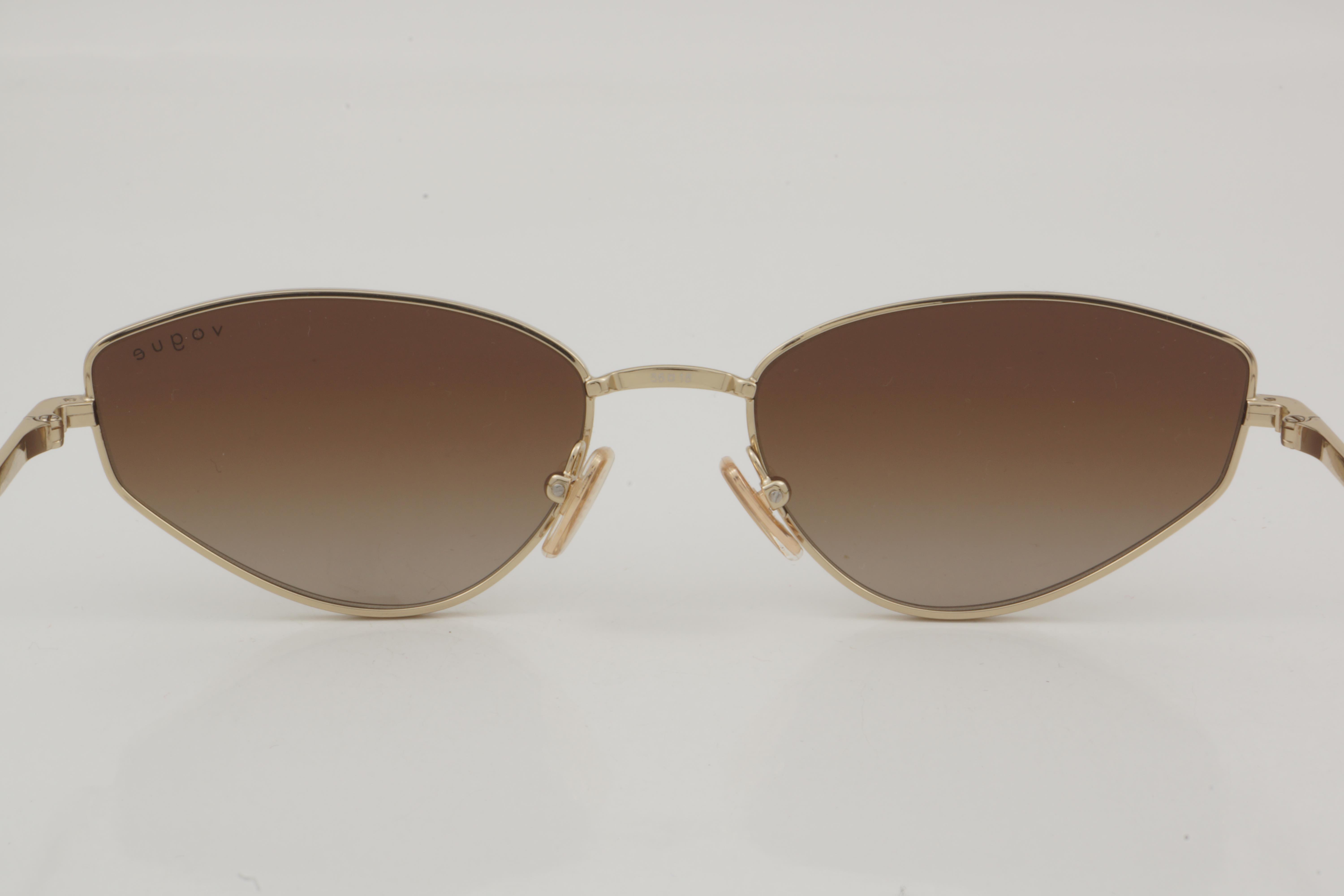 Vogue VO 4339-S 848/13 56 - 01 Güneş Gözlüğü