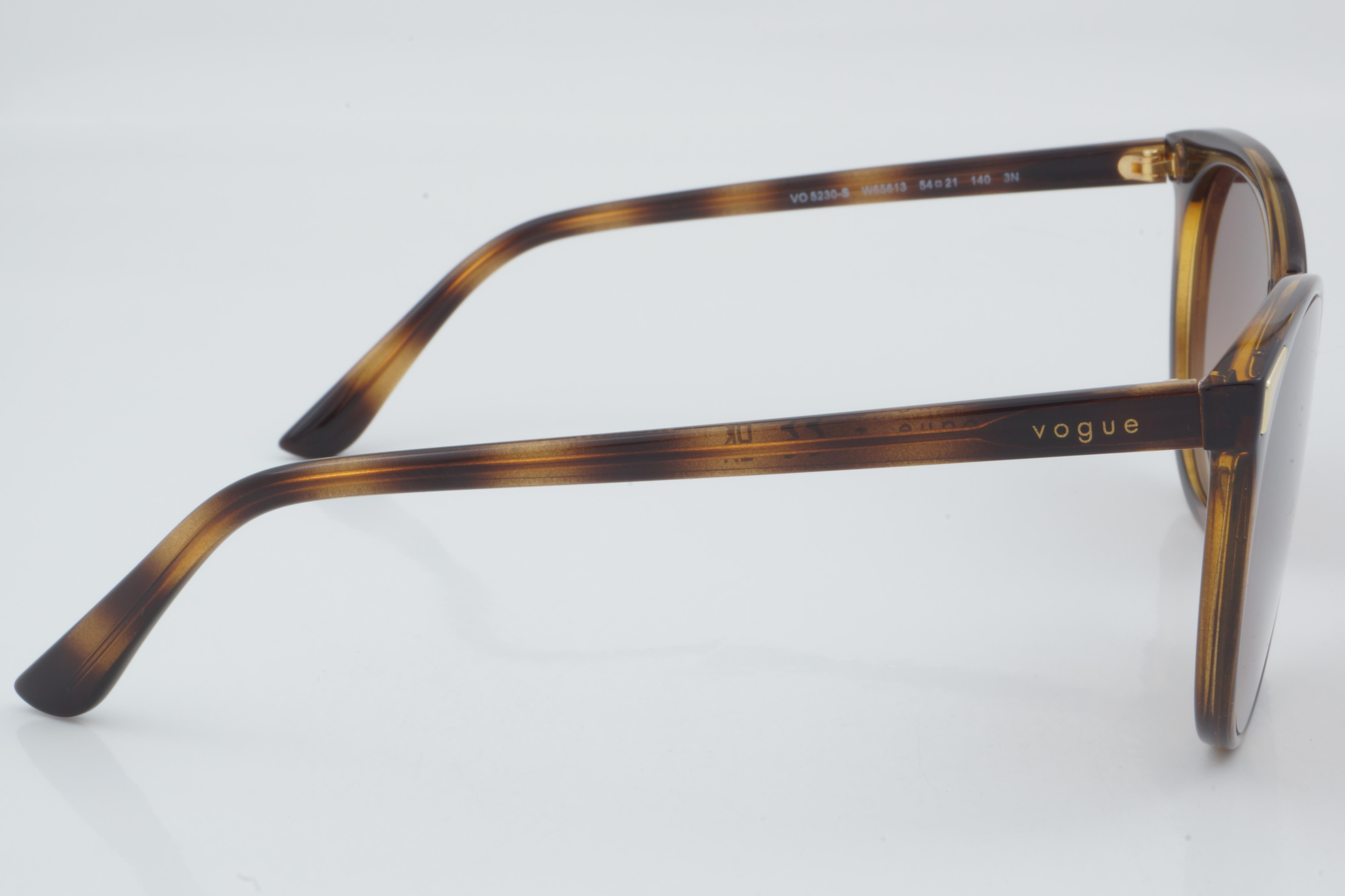 Vogue VO 5230-S W65613 54 - 01 Güneş Gözlüğü