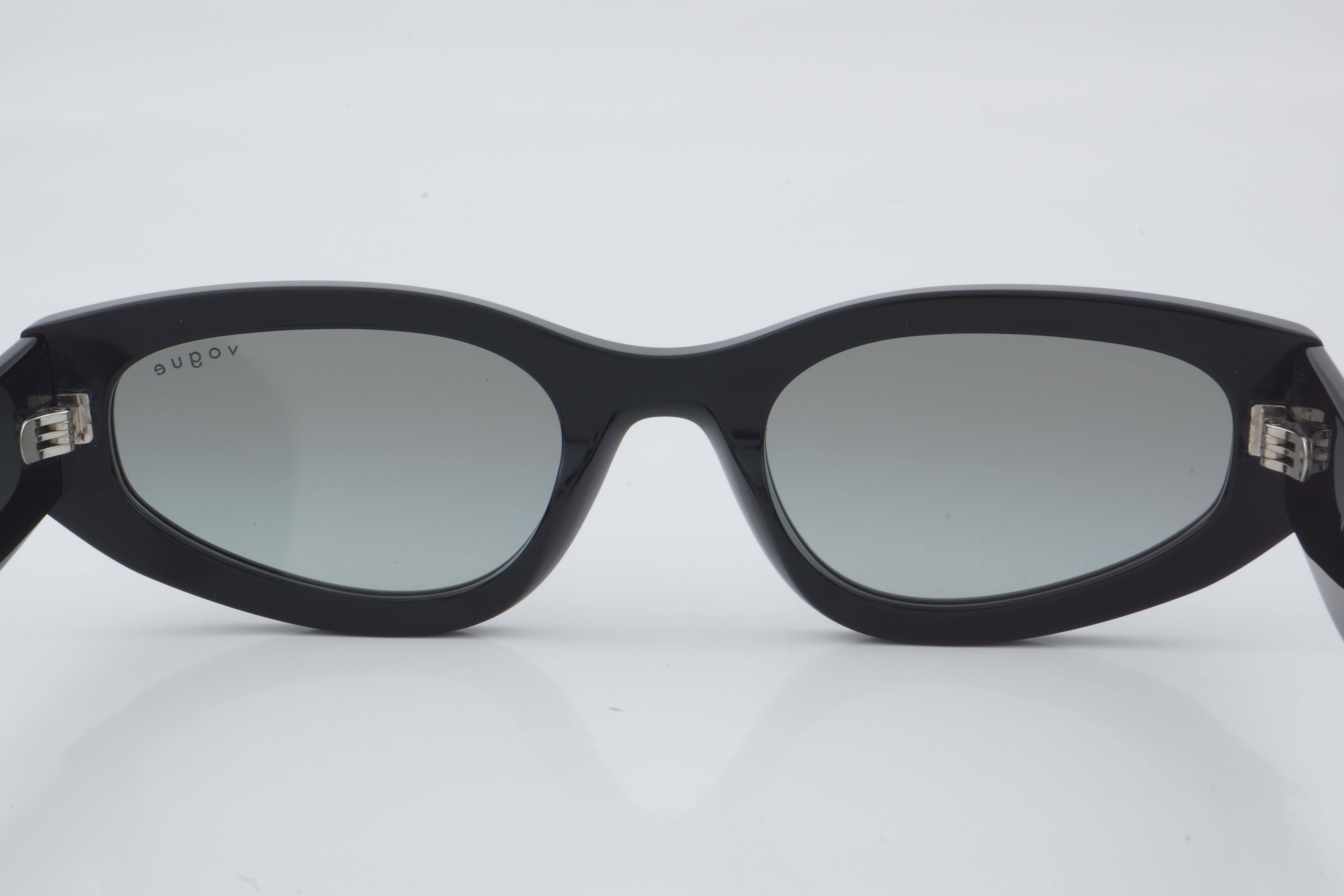 Vogue VO 5585-S W44/11 54 - 01 Güneş Gözlüğü
