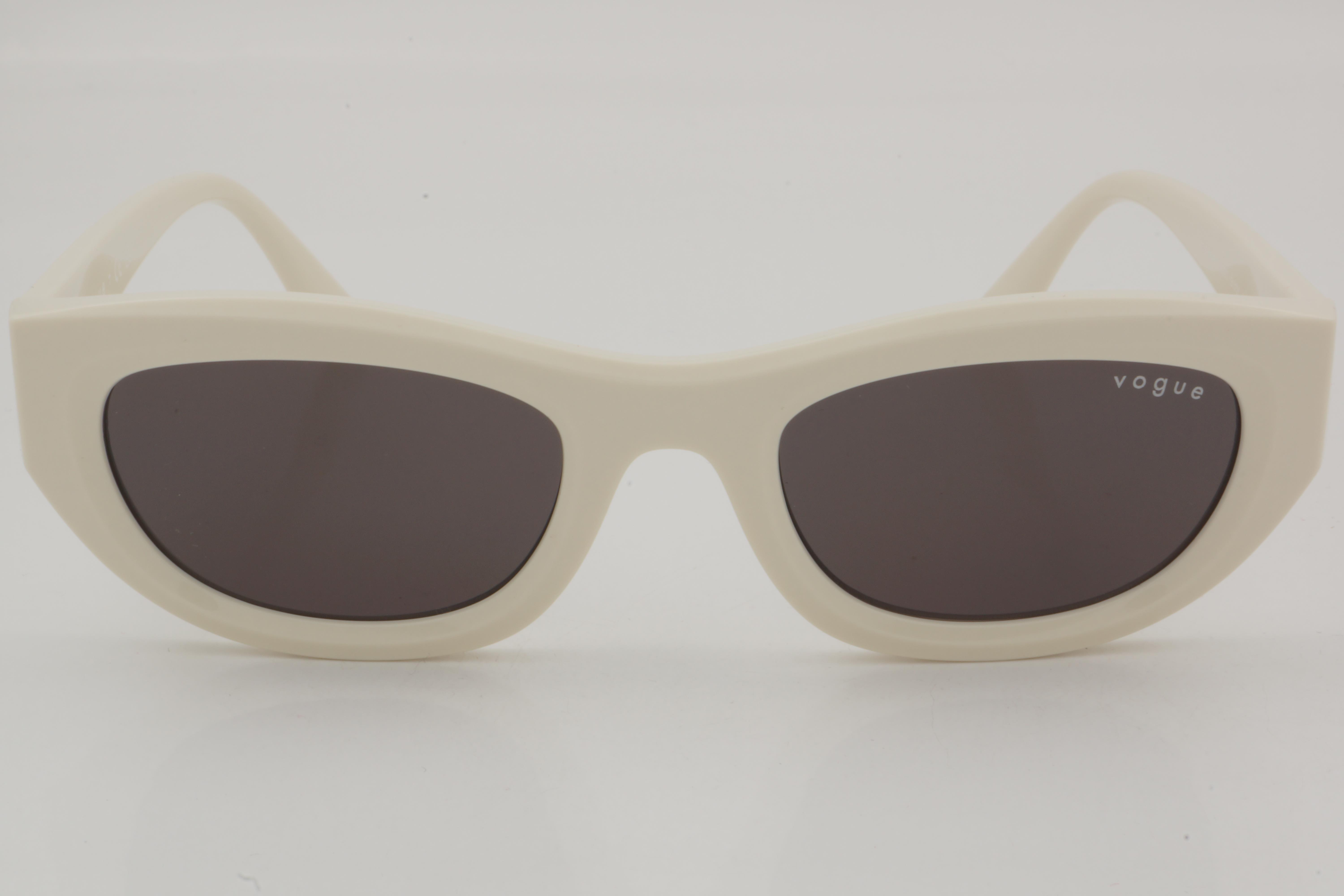 Vogue VO 5616-S 316787 51 - 01 Güneş Gözlüğü