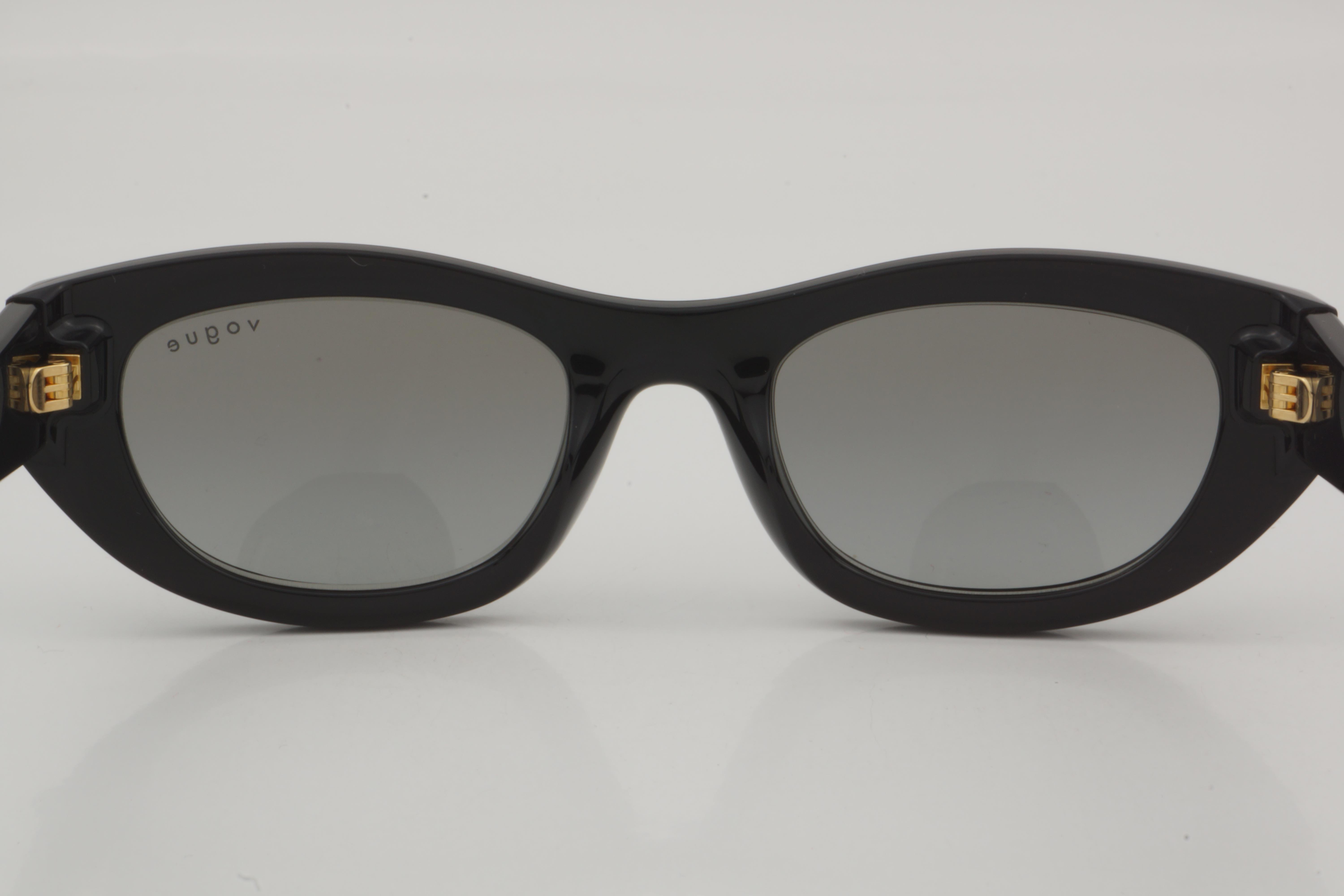 Vogue VO 5616-S W44/11 51 - 01 Güneş Gözlüğü