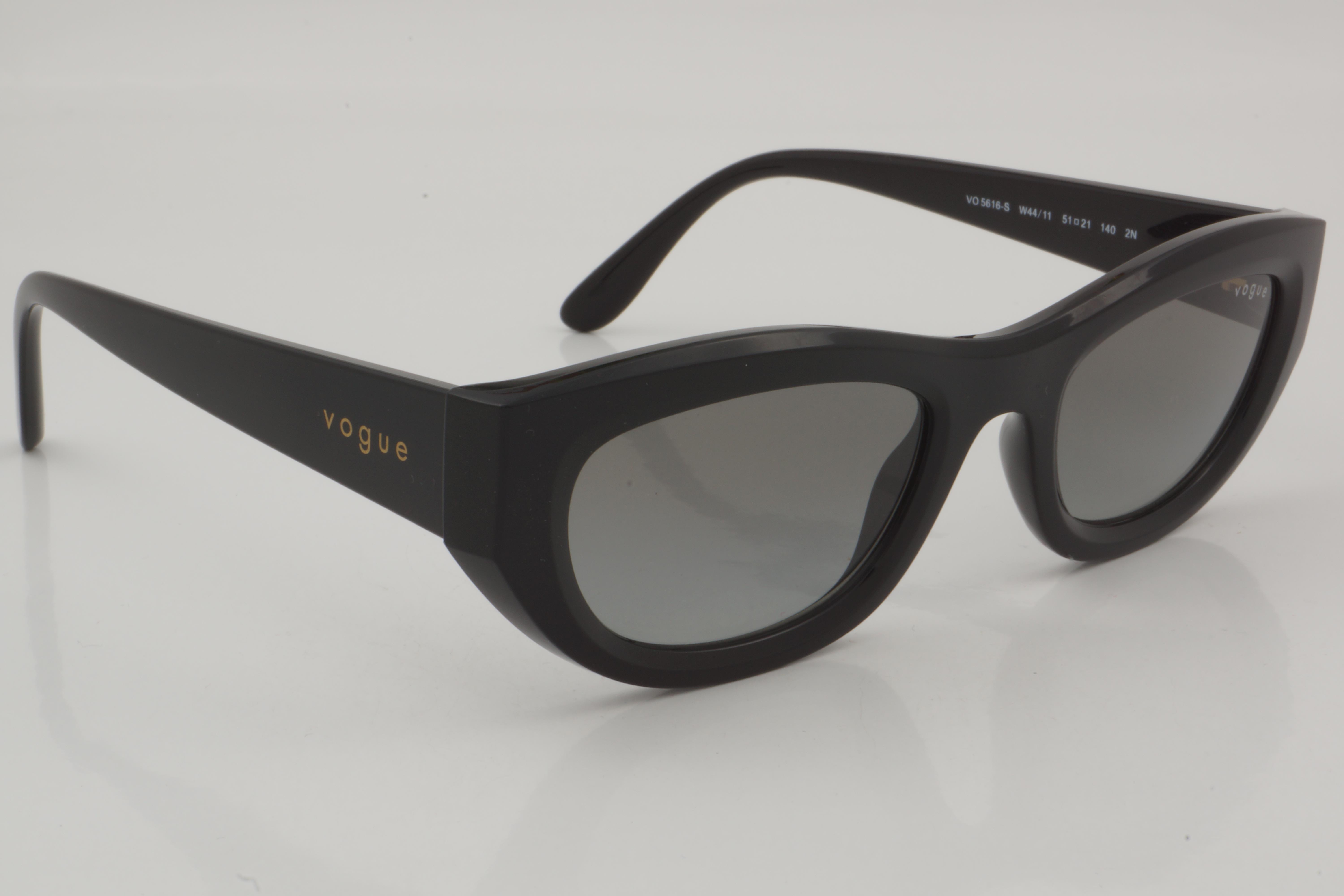 Vogue VO 5616-S W44/11 51 - 01 Güneş Gözlüğü