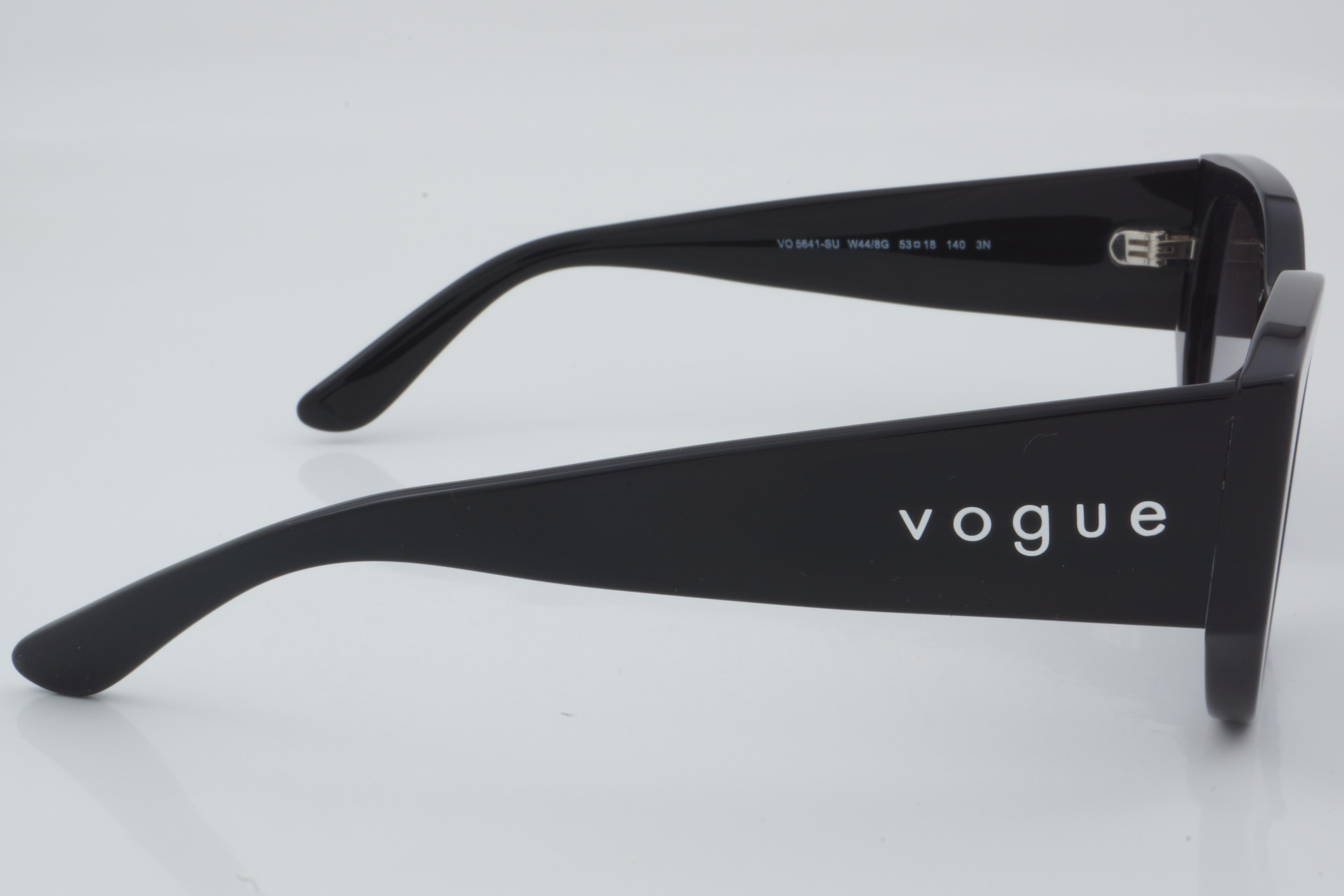 Vogue VO 5641-SU W44/8G 53 - 01 Güneş Gözlüğü