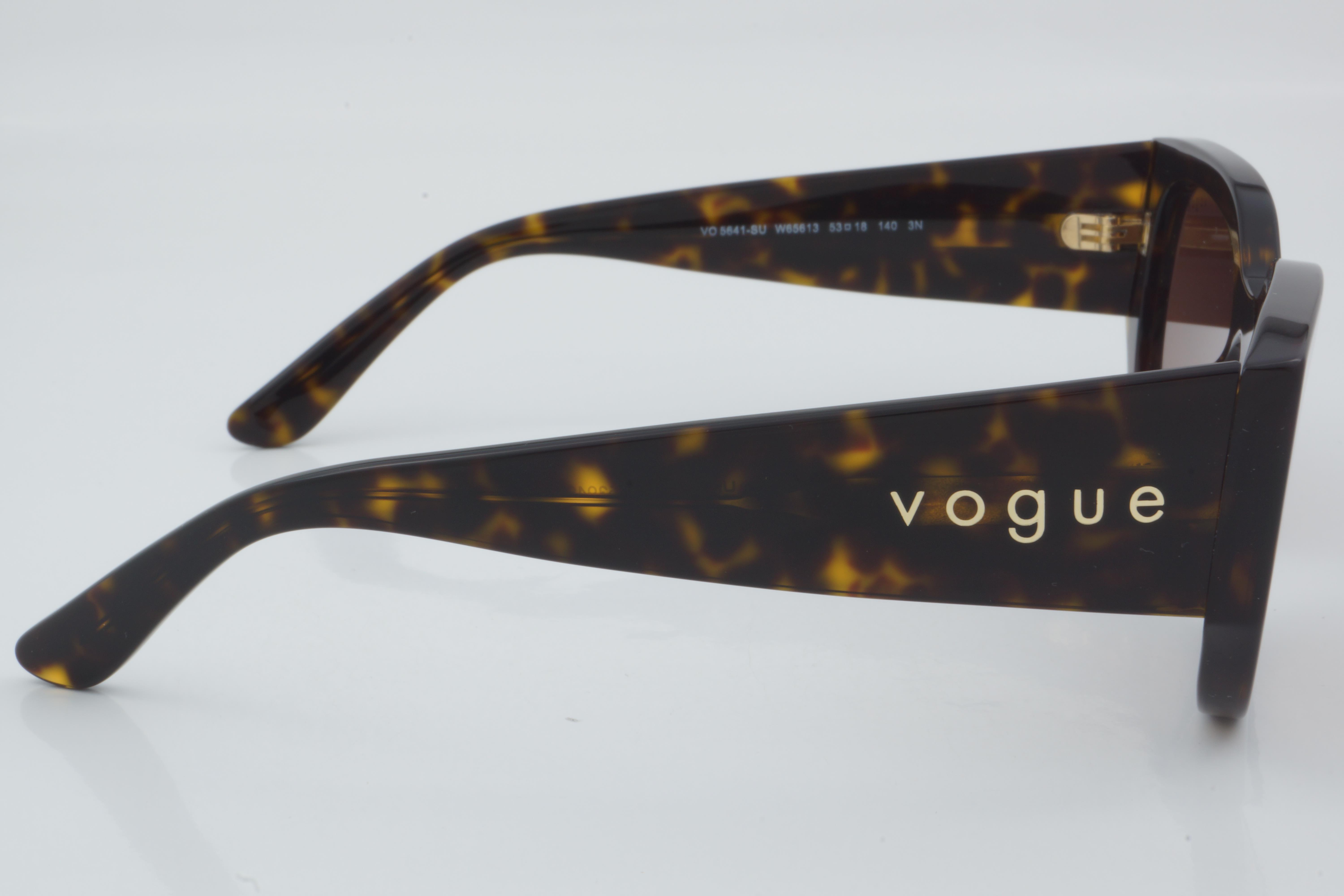 Vogue VO 5641-SU W65613 53 - 01 Güneş Gözlüğü