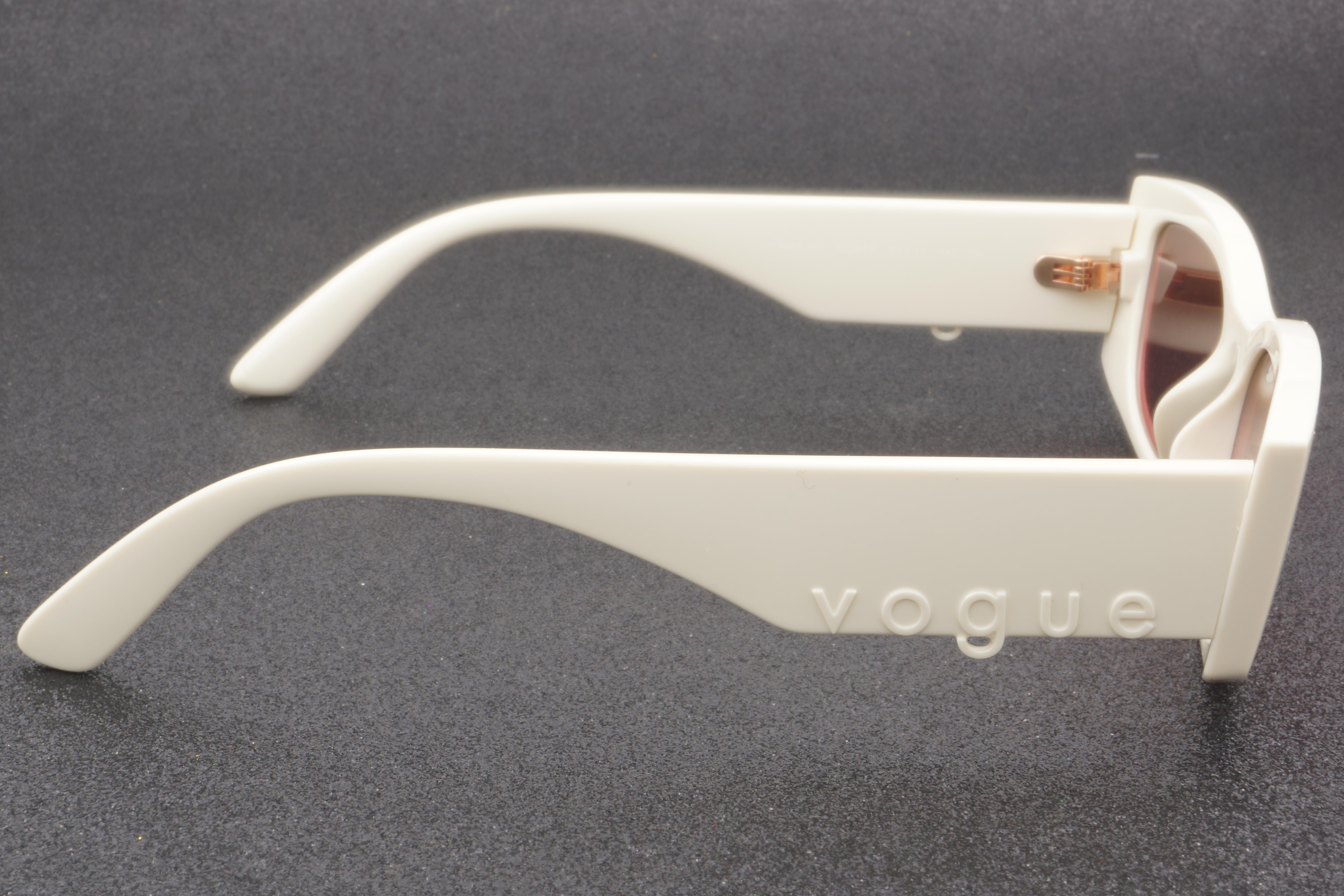 Vogue VO 5655-SU 323975 53 - 01 Güneş Gözlüğü