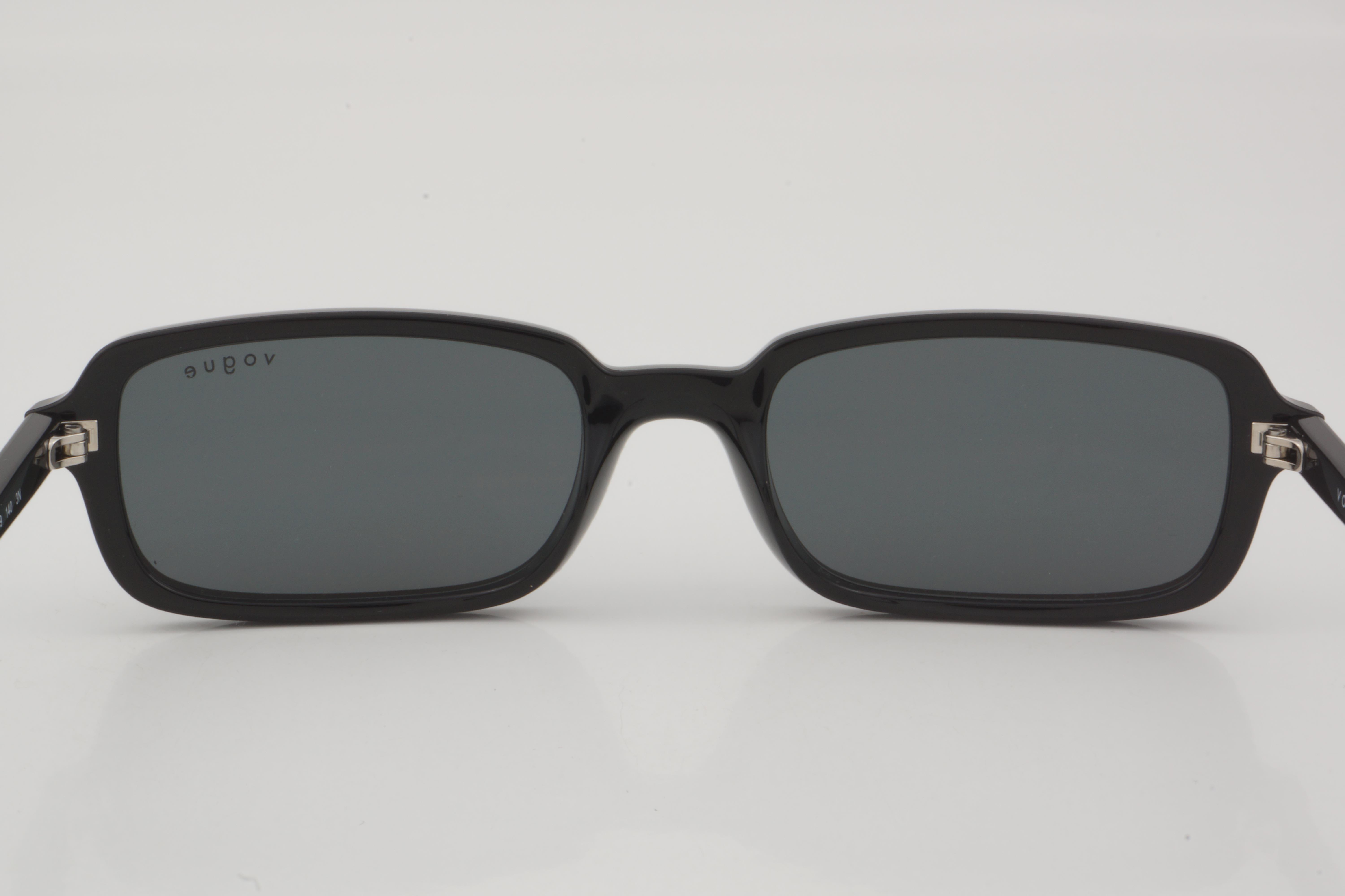 Vogue VO 5666-S W44/87 53 - 01 Güneş Gözlüğü