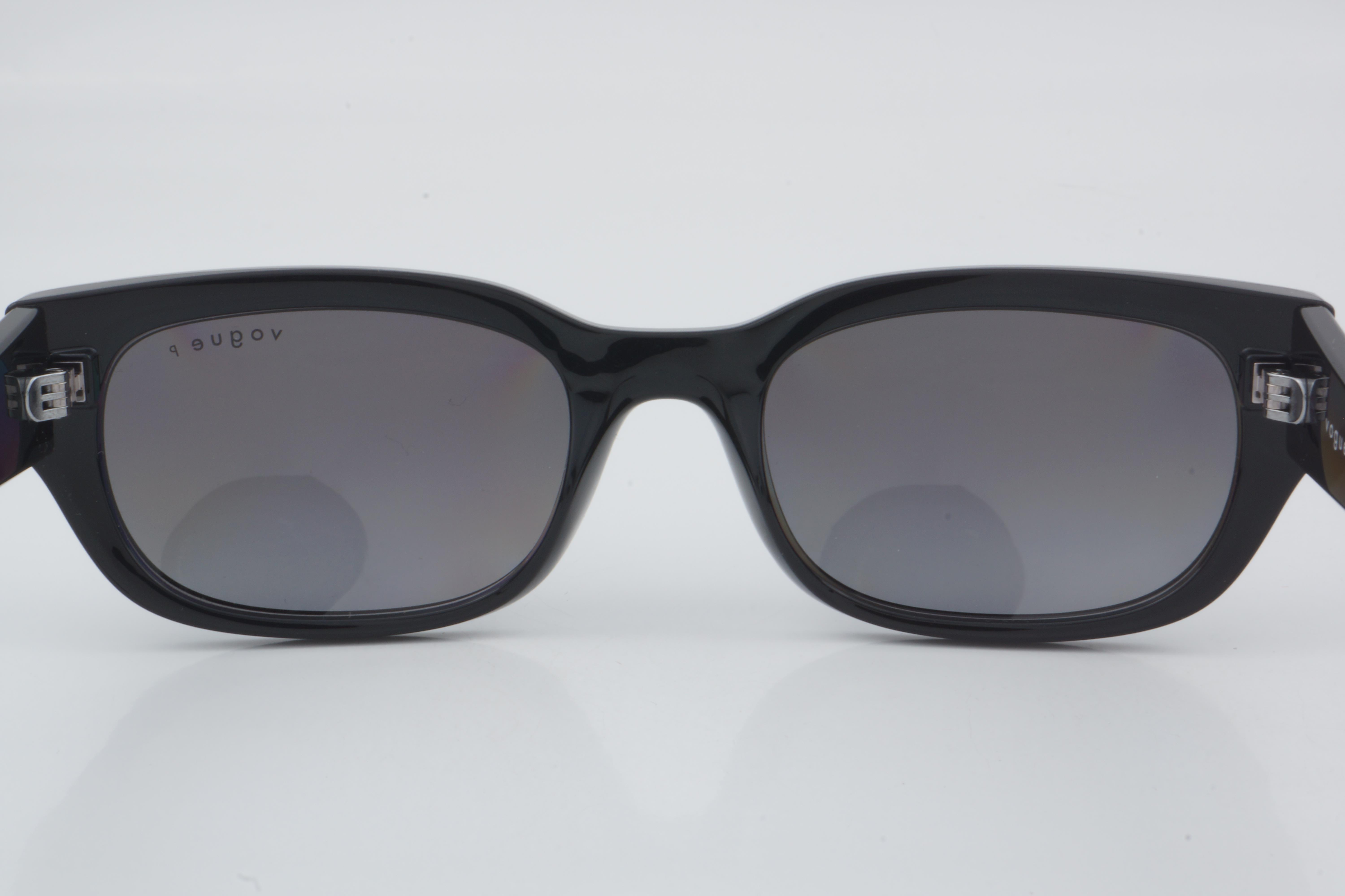 Vogue VO 5669-S W44/T3 54 - 01 Güneş Gözlüğü