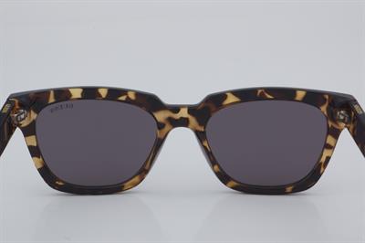 Guess GU 8265 52A 53 - 01 Güneş Gözlüğü