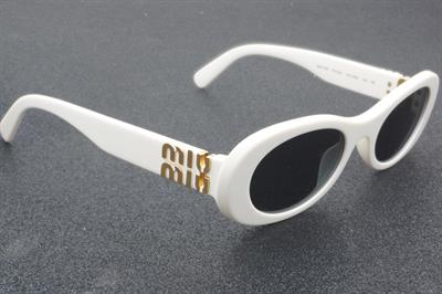 Miu Miu SMU 06Z 142-5S0 50 - 01 Güneş Gözlüğü
