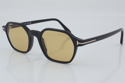 Tom Ford TF 1301 01E 51 - 01 Güneş Gözlüğü