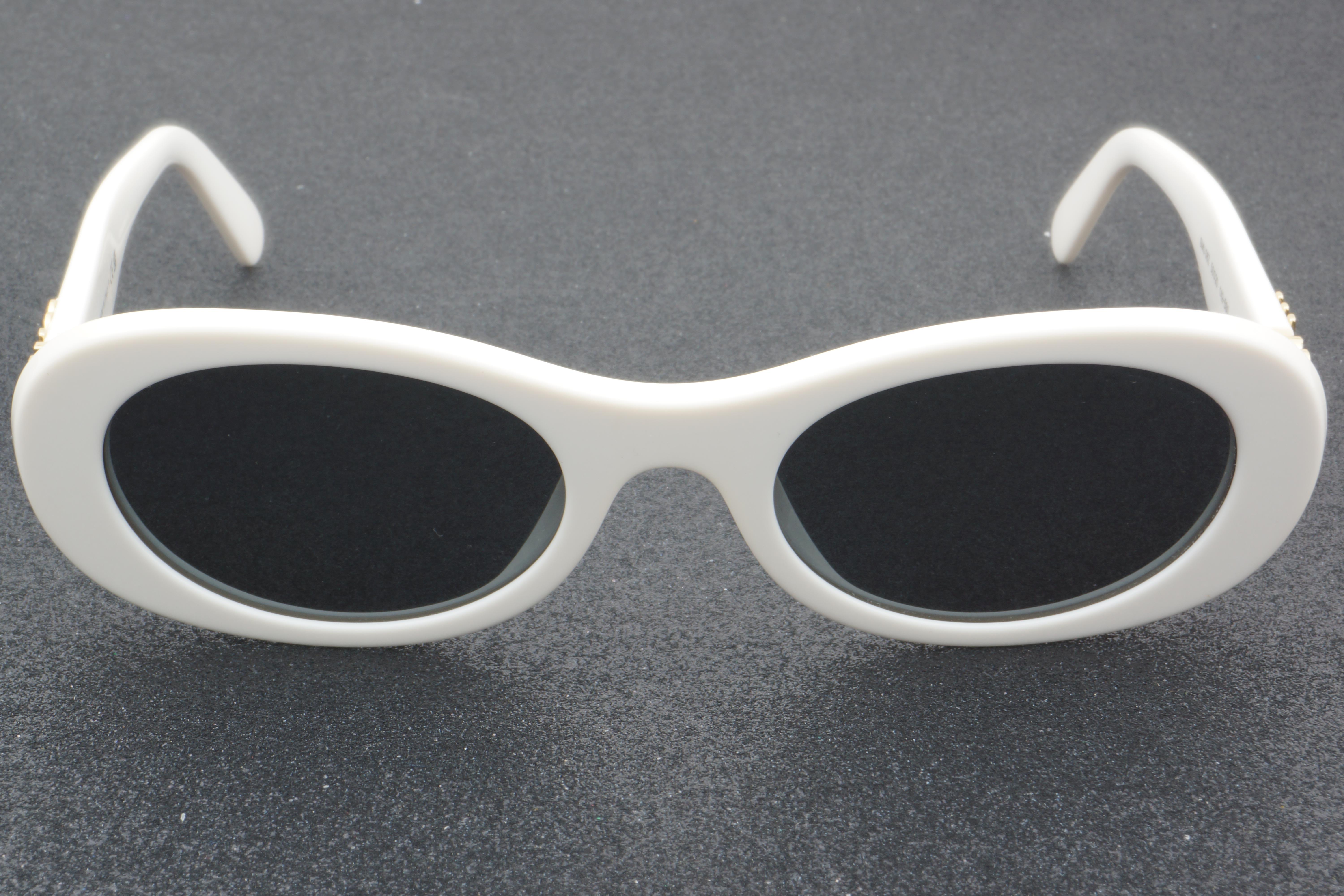 Miu Miu SMU 06Z 142-5S0 50 - 01 Güneş Gözlüğü