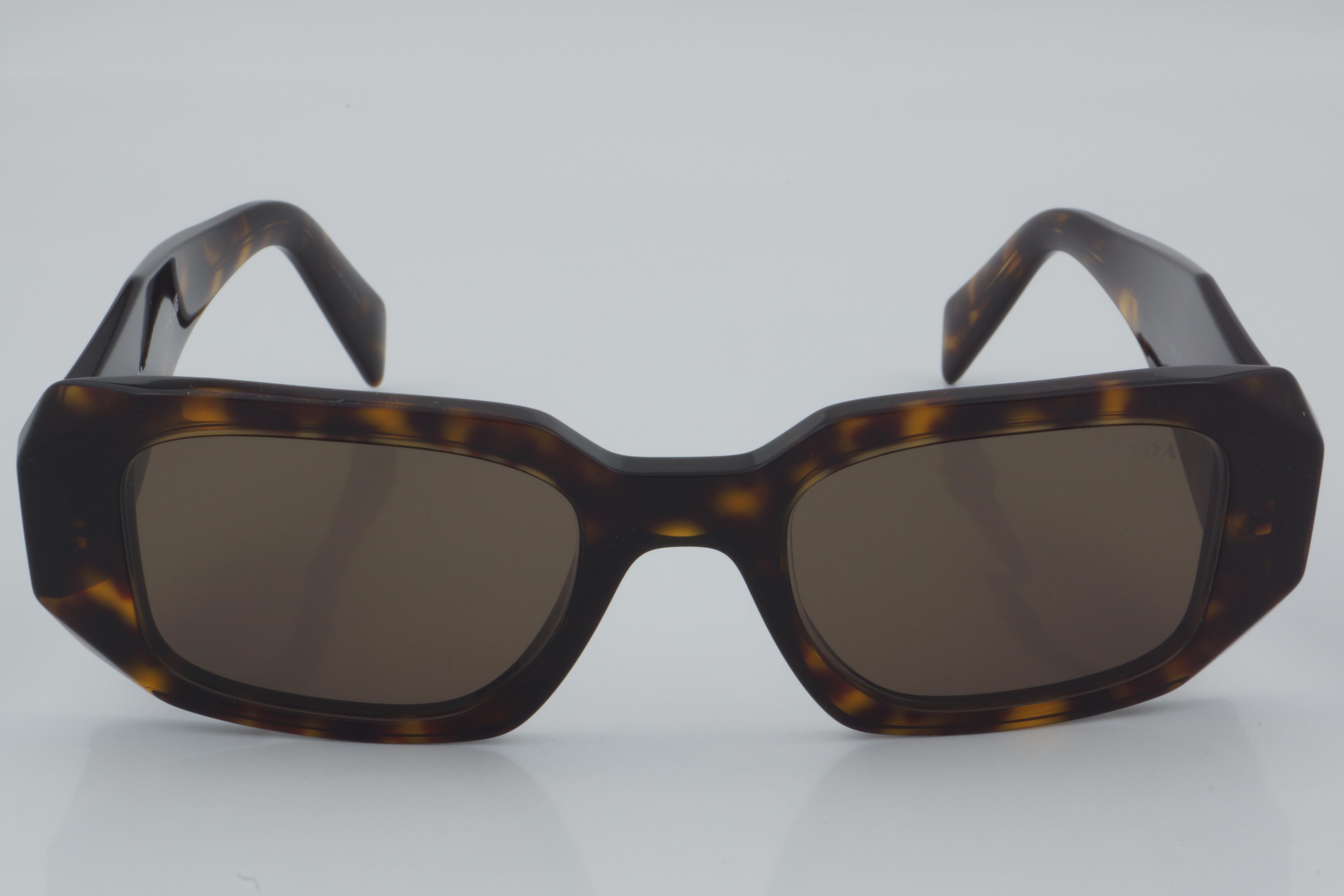 PRADA GÜNEŞ SPR 17W 2AU-8C1 49 - 01 Güneş Gözlüğü