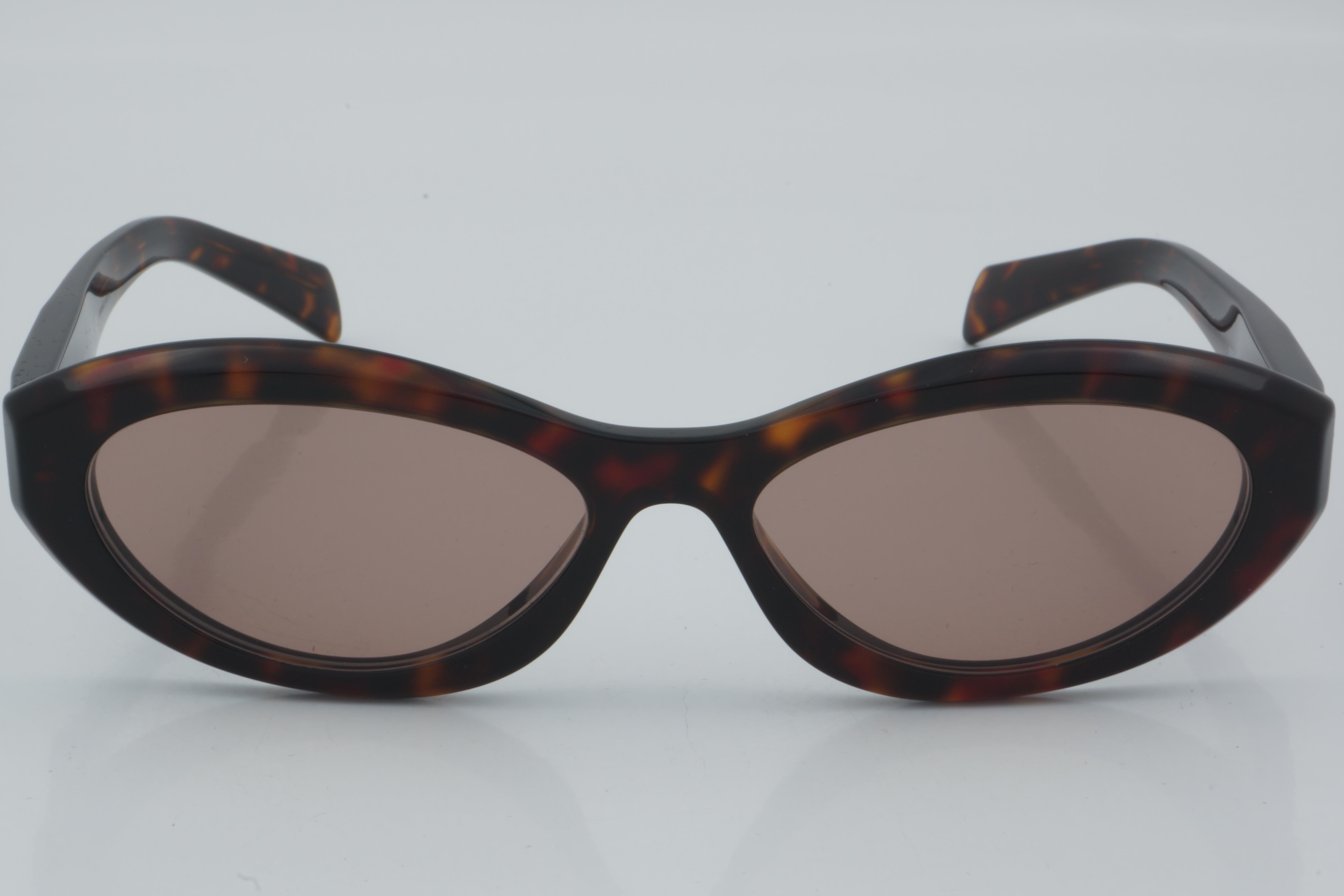 Prada SPR 26Z 17N-60B 55 - 01 Güneş Gözlüğü