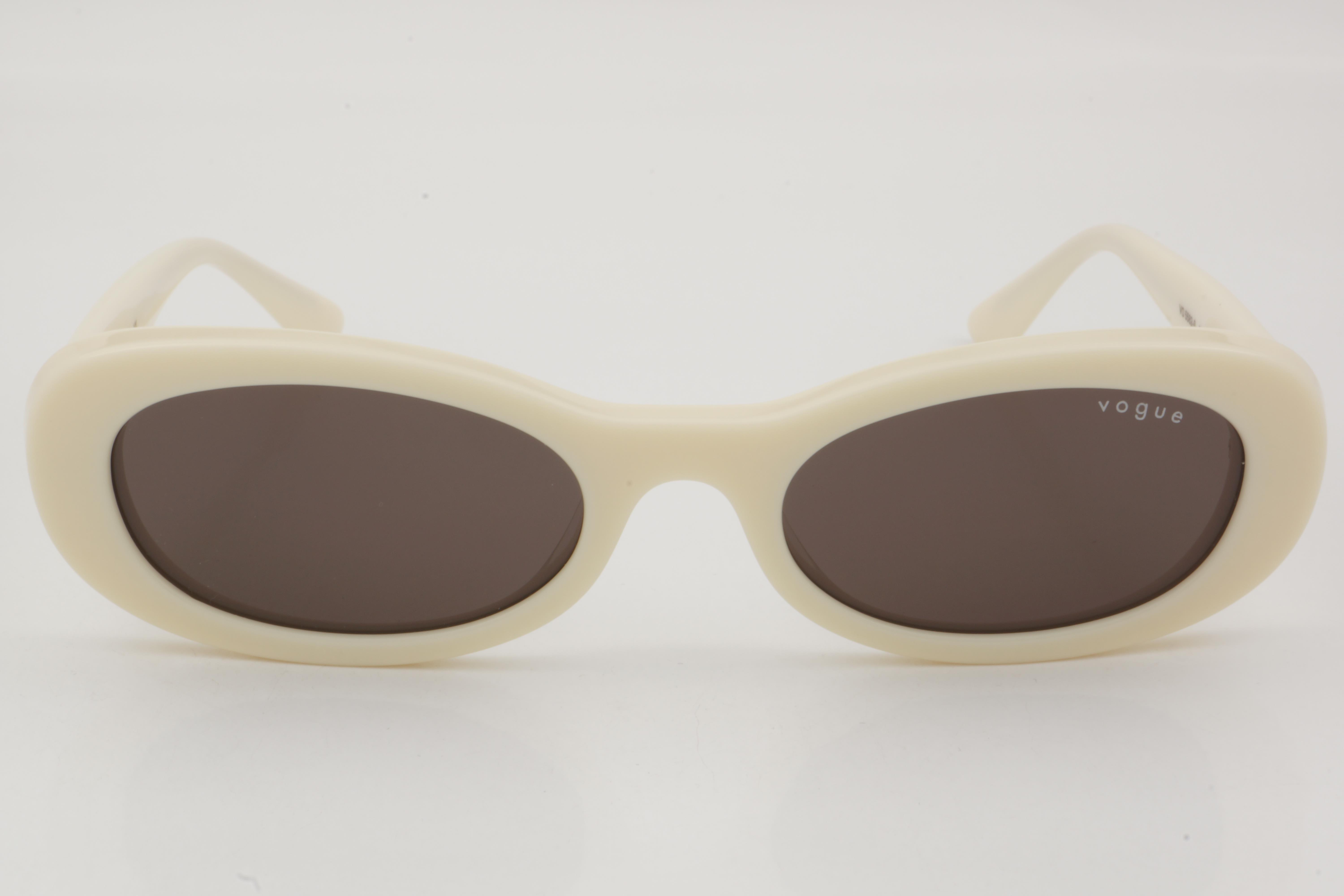 Vogue VO 5582-S 316773 53 - 01 Güneş Gözlüğü