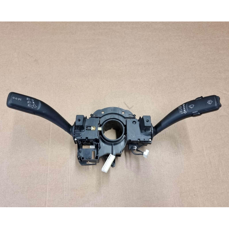 vw-volkswagen-far-sinyal-kolu-a4-8k0-9-07ce-4.png