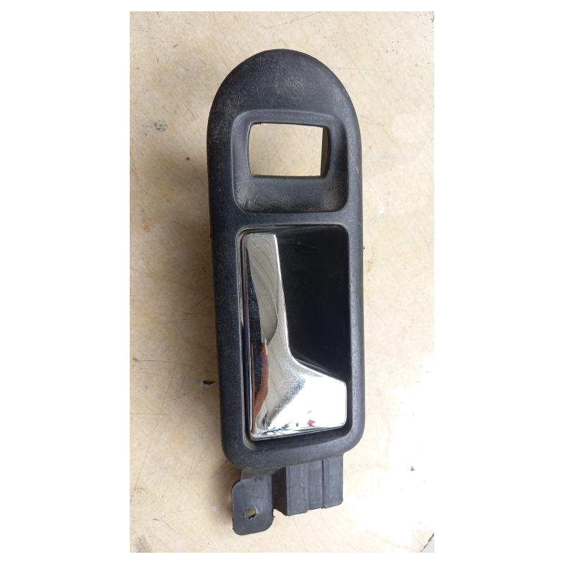 vw-volkswagen-kapi-icten-acma-kolu-b6--04-42b.png