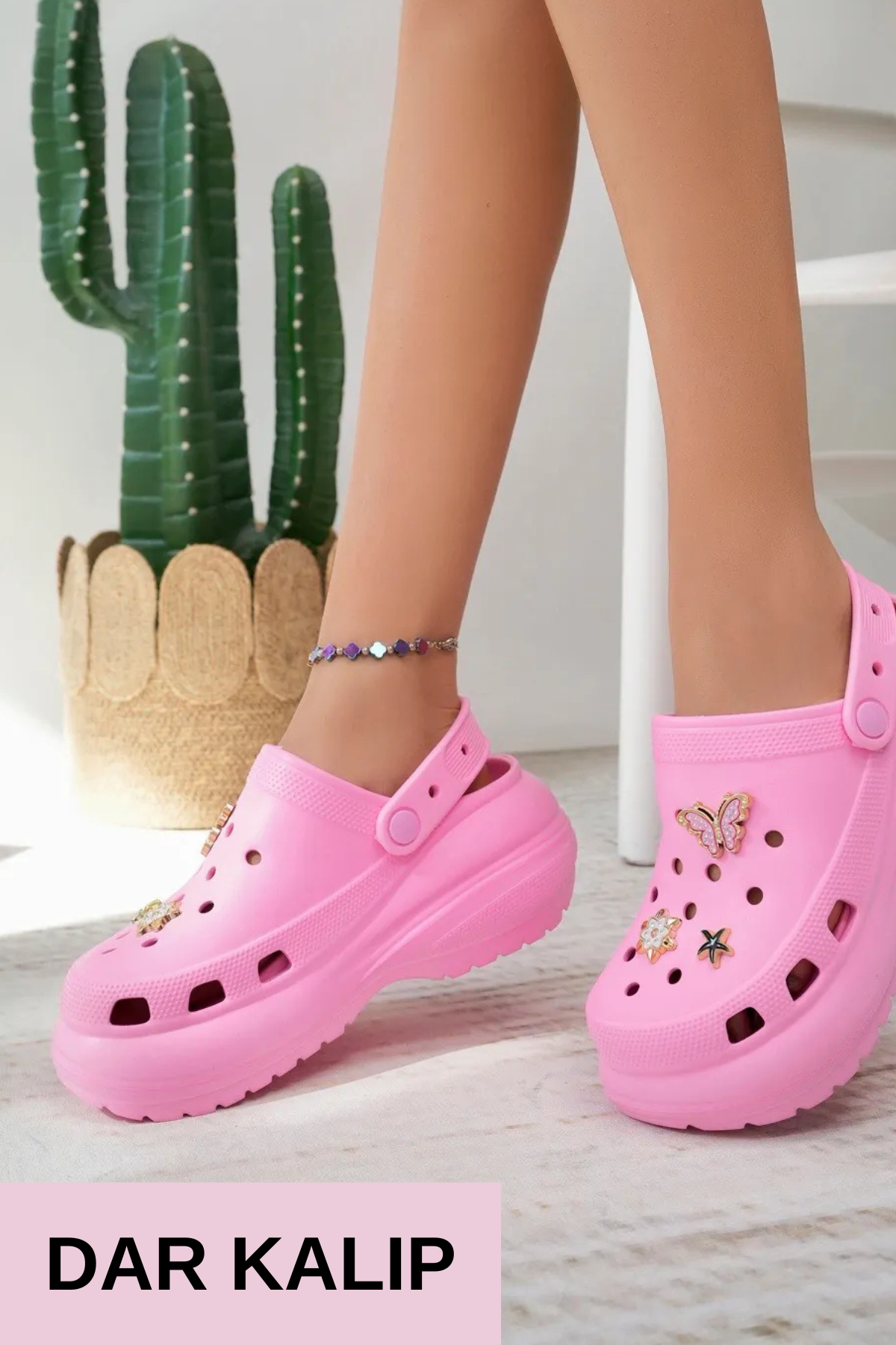 Akınalbella Kadın Taşlı Crocs Tipi Gündelik Terlik 