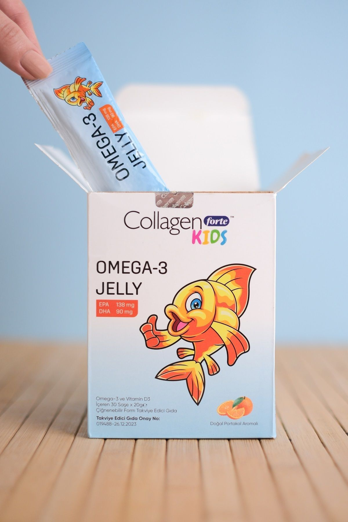 Collagen Forte Platinum Omega-3 Kids & Vitamin D3 – Çocuklar İçin Çiğnenebilir Jel Balık Yağı, Portakal Aromalı, 30 Adet