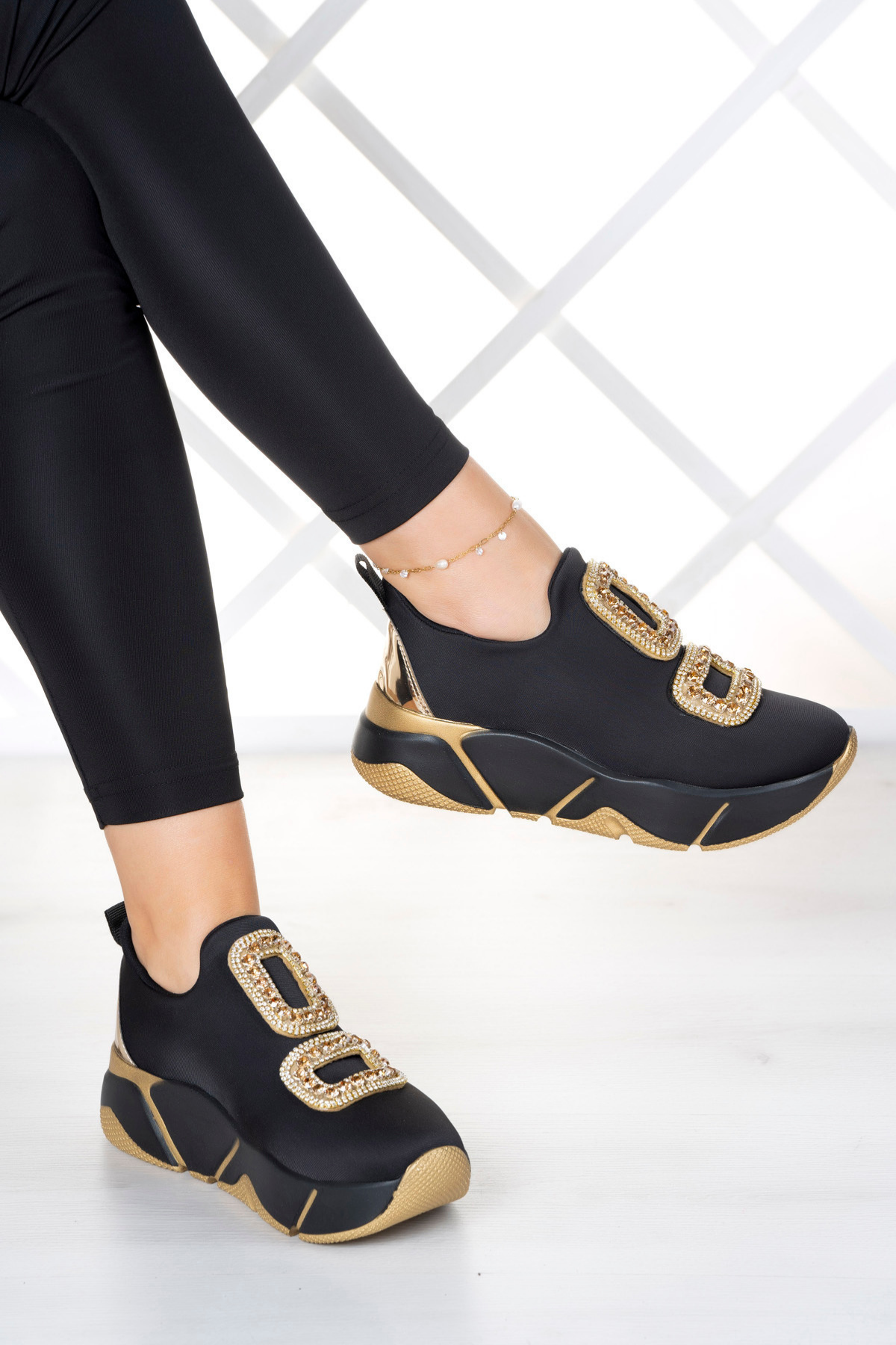 Platform Taban Rahat Streç Taşlı Detaylı Kadın Spor Ayakkabı Soft Sole