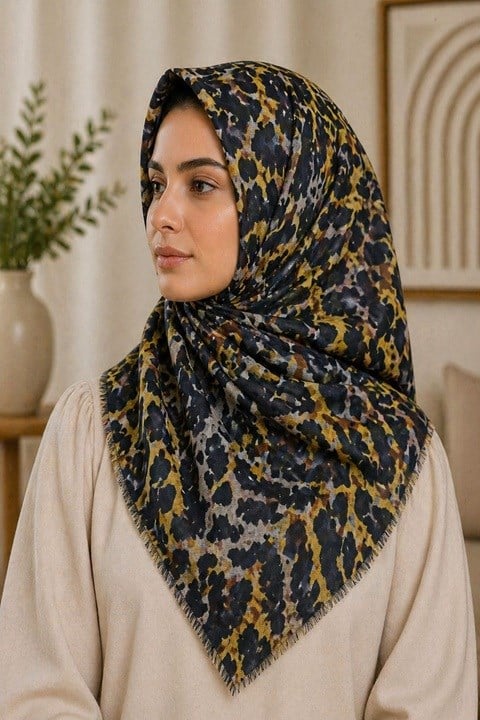 Desenli Flamlı Eşarp