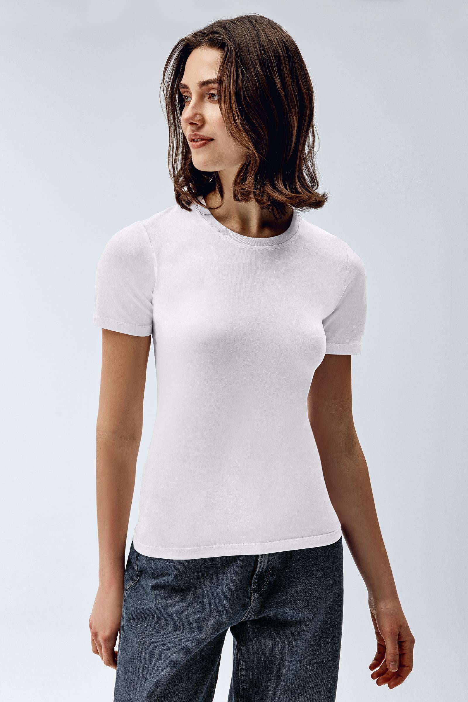 Brix Beyaz Renk Kadın Bisiklet Yaka T-Shirt
