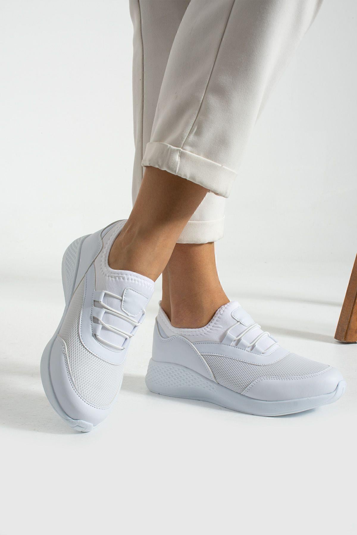 Beyaz Anatomik Esnek Taban Slip-on Spor Ayakkabı Günlük Sneaker
