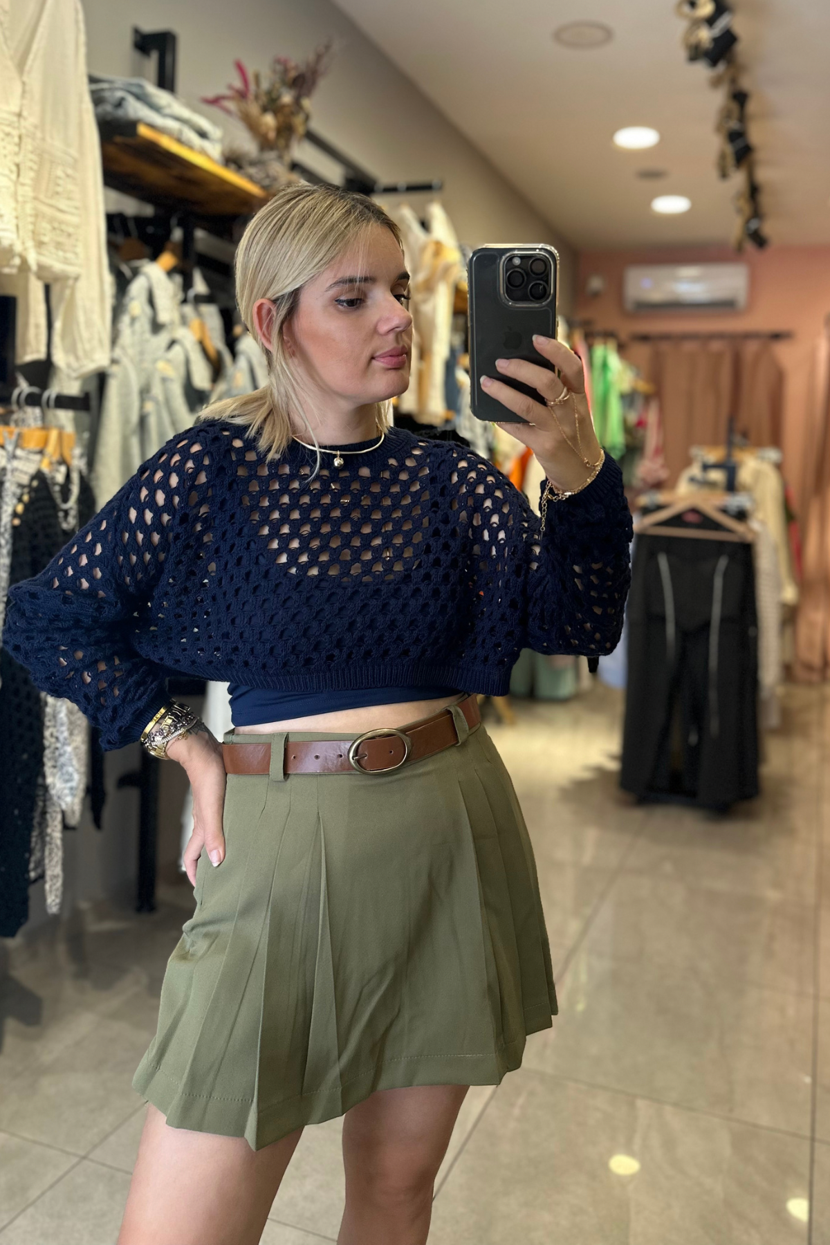 Lacivert ajurlu triko crop