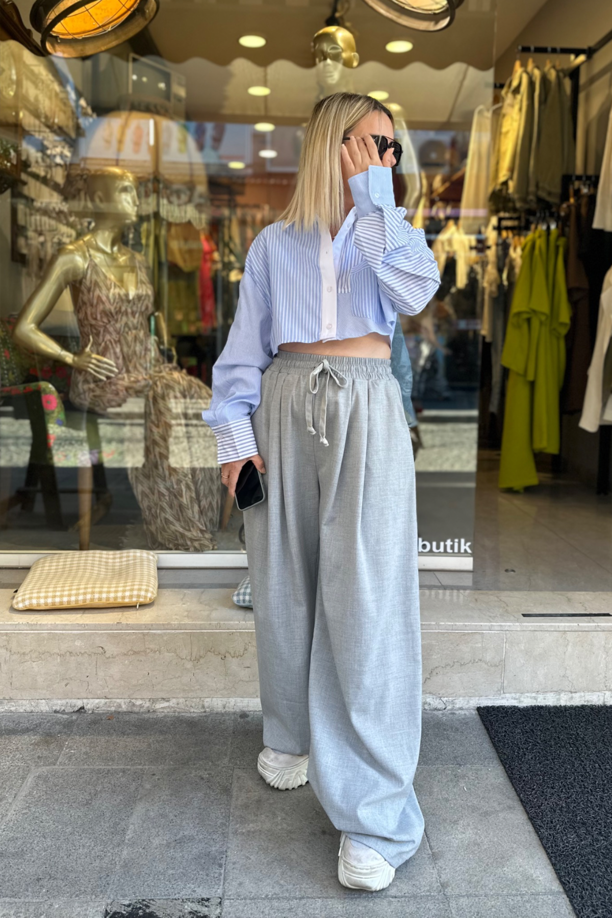 Mavi Çizgili Crop Gömlek