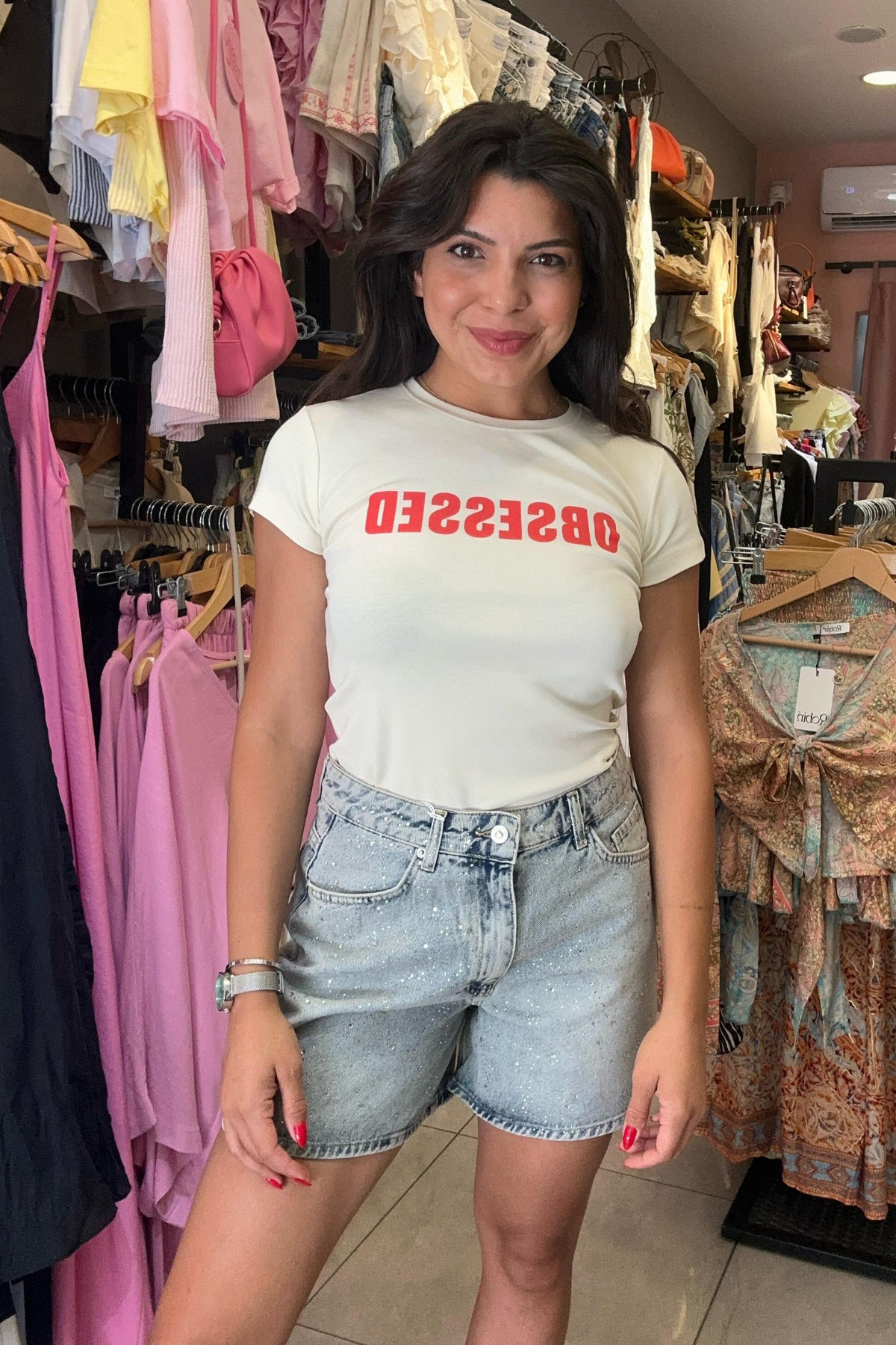 Şehir Boy Taşlı Kot Şort