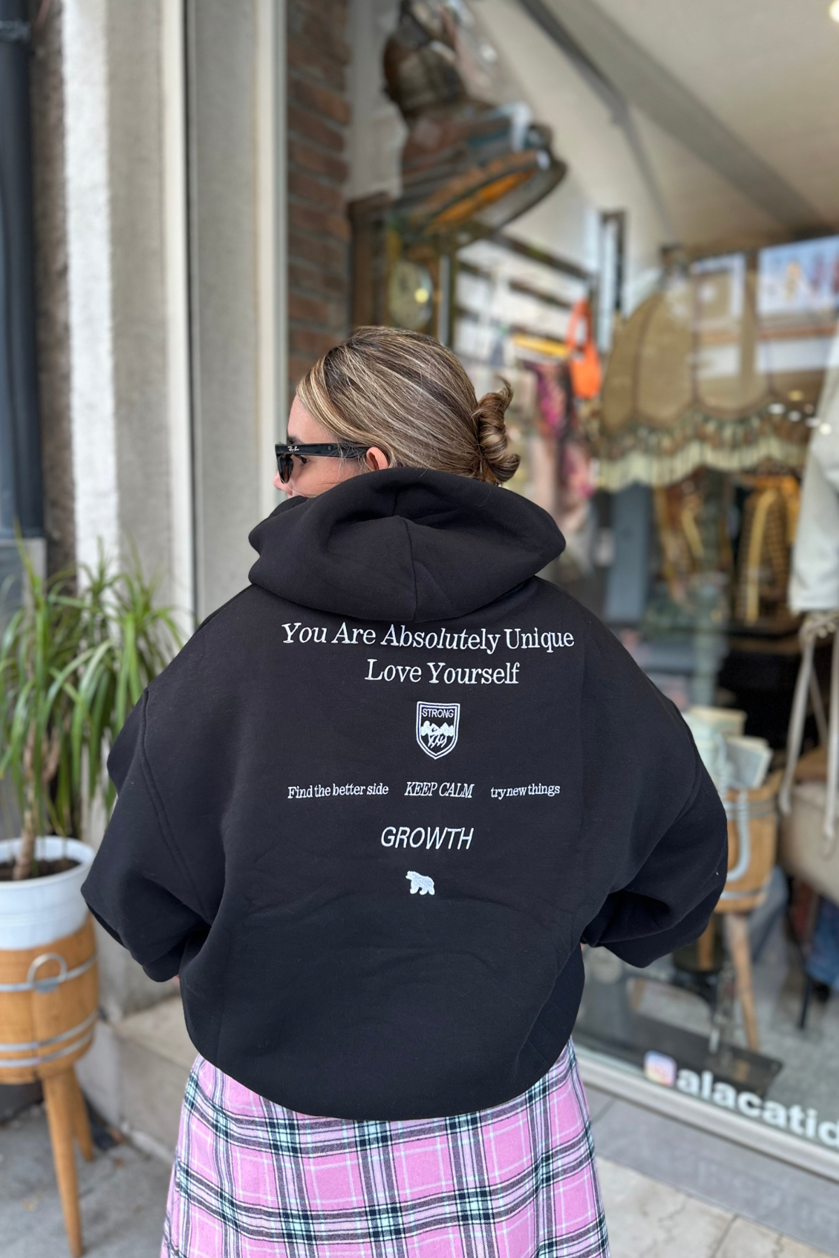 Arka Baskılı Şardonlu Kapşonlu Sweeet - siyah