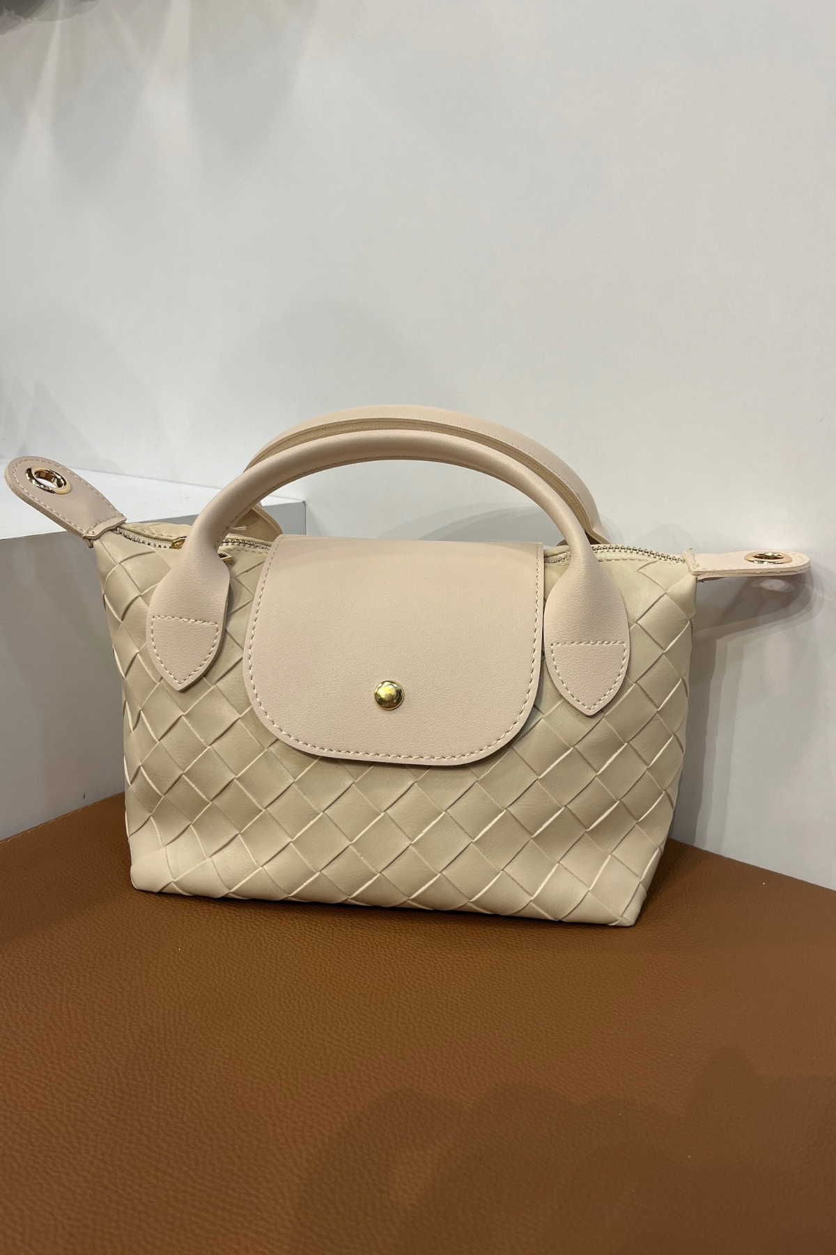 Çift Saplı Kapaklı Çanta (bej)