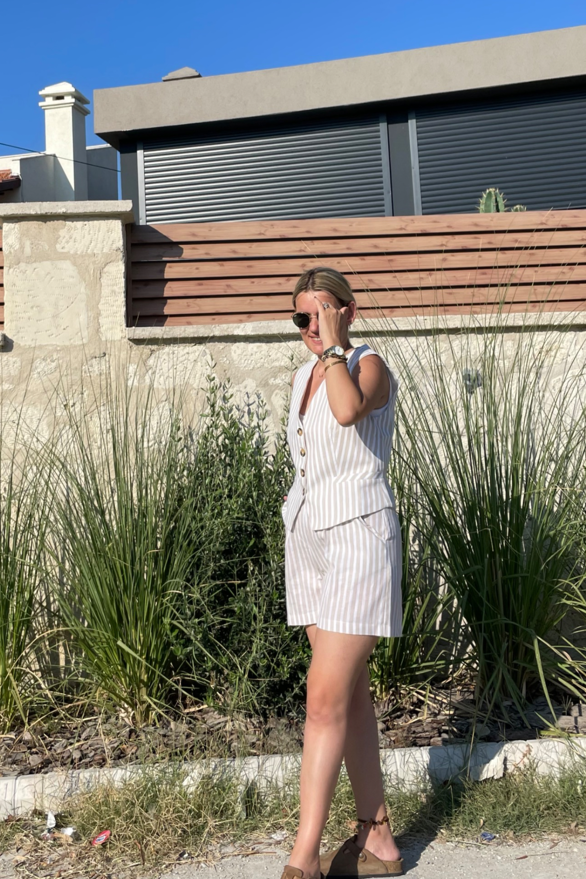 Çizgili Yelek - Şort Takım