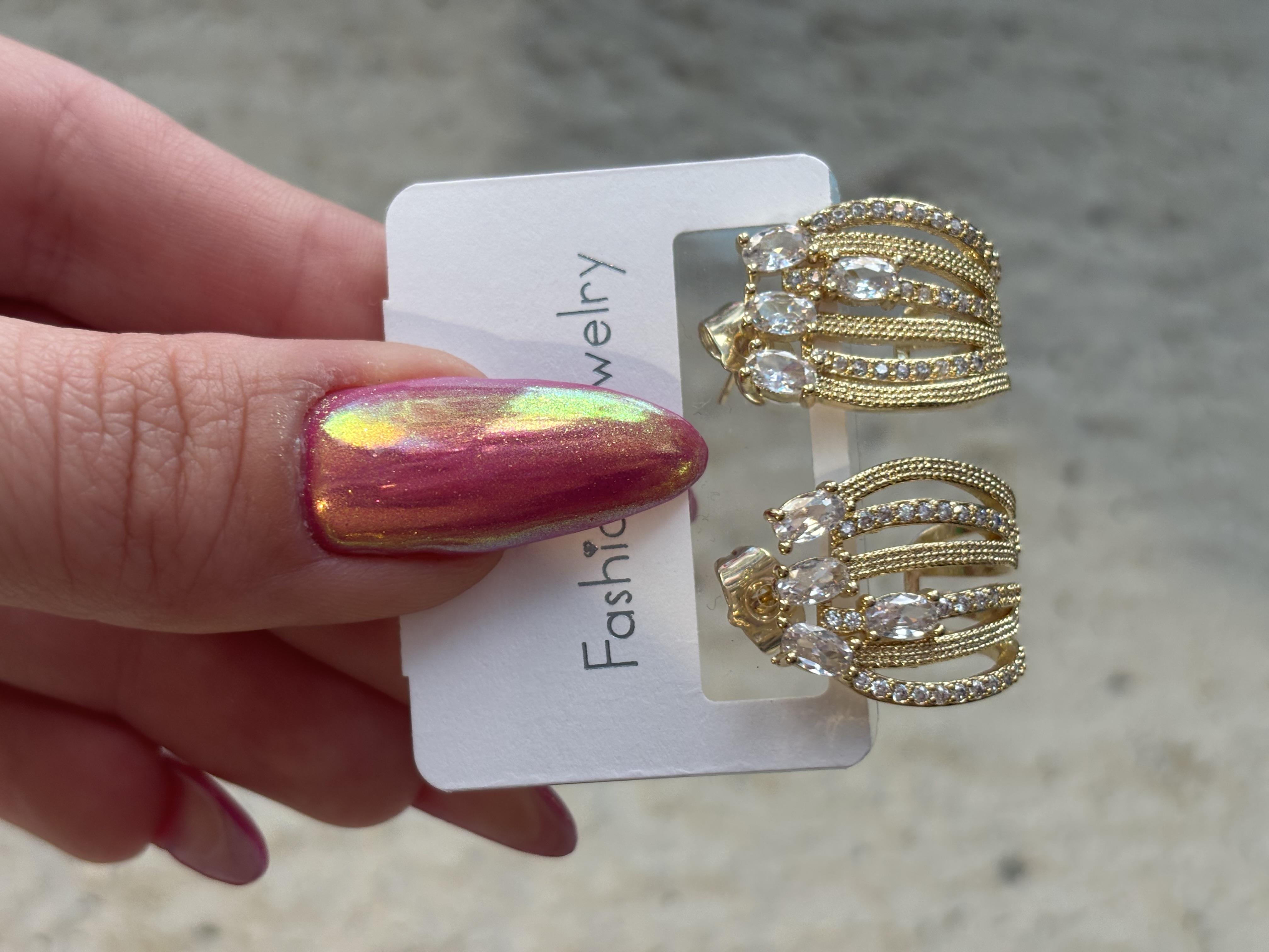 Çoklu Görünüm Tasarım Gold Küpe