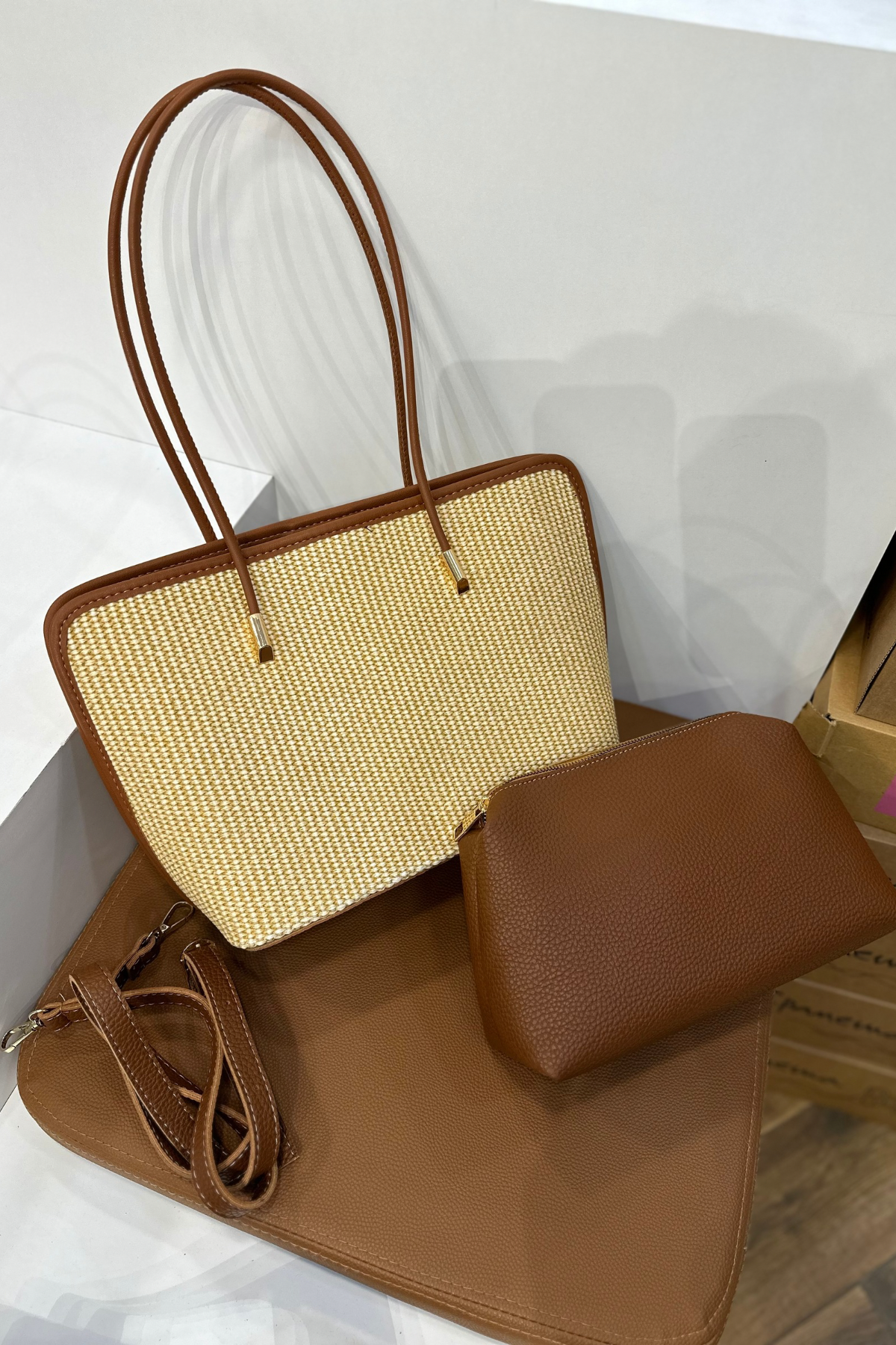 Deri Saplı Hasır Çanta