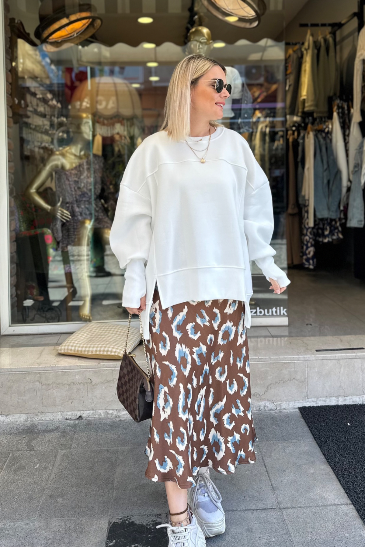 Dilvin  Asimetrik Beyaz Sweat