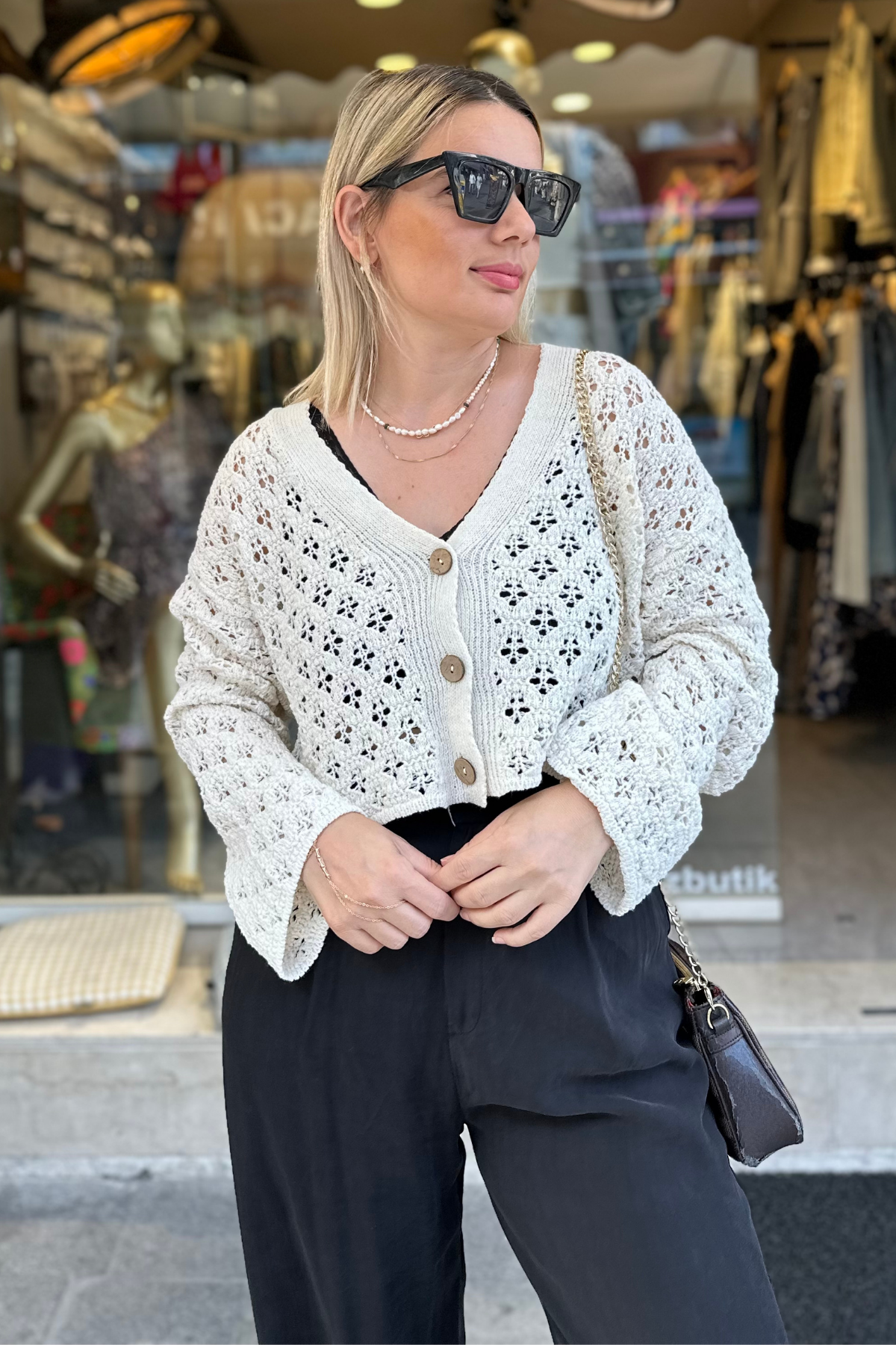 Ekru Delikli Merserize Hırka