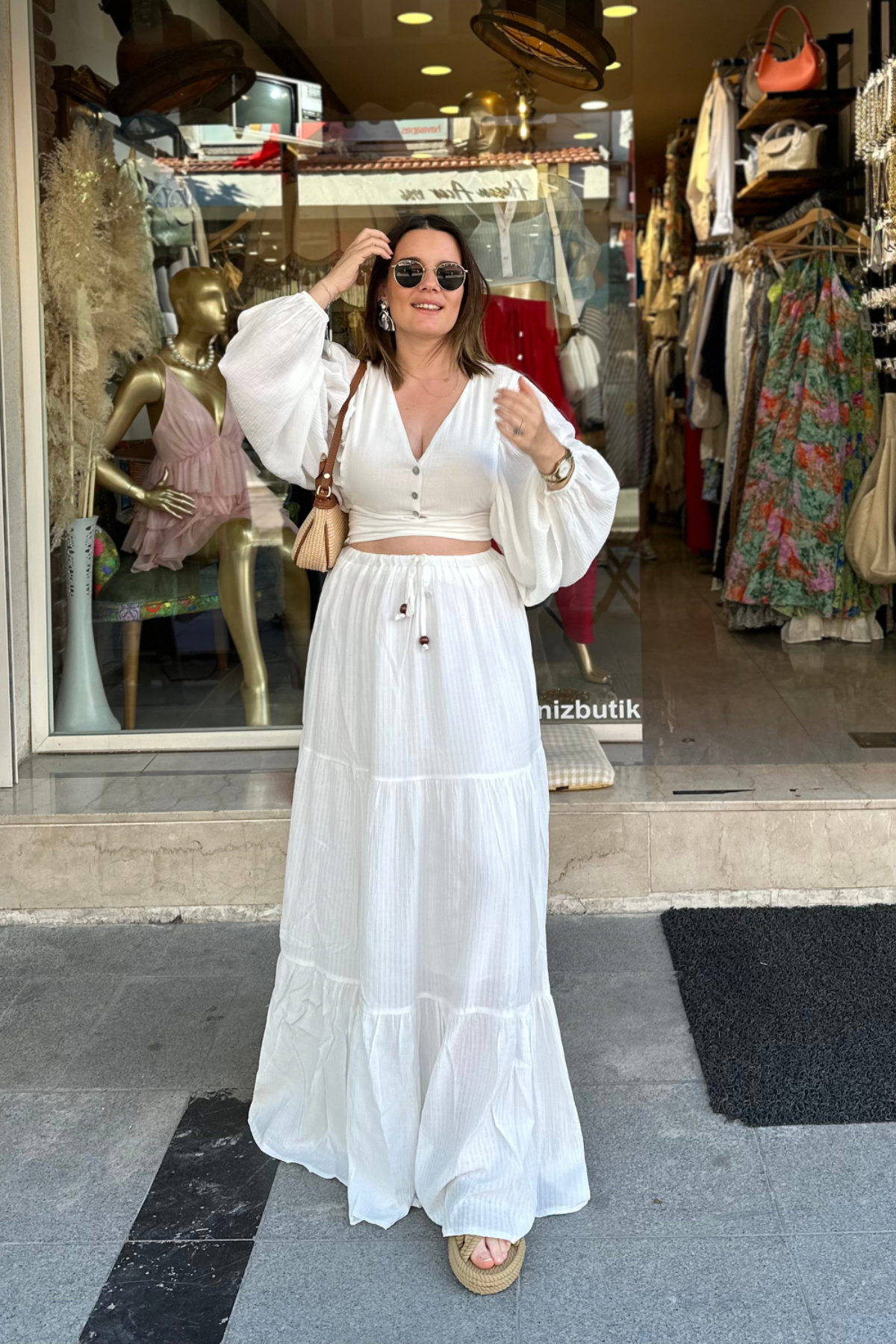 Etekli Takım (beyaz)