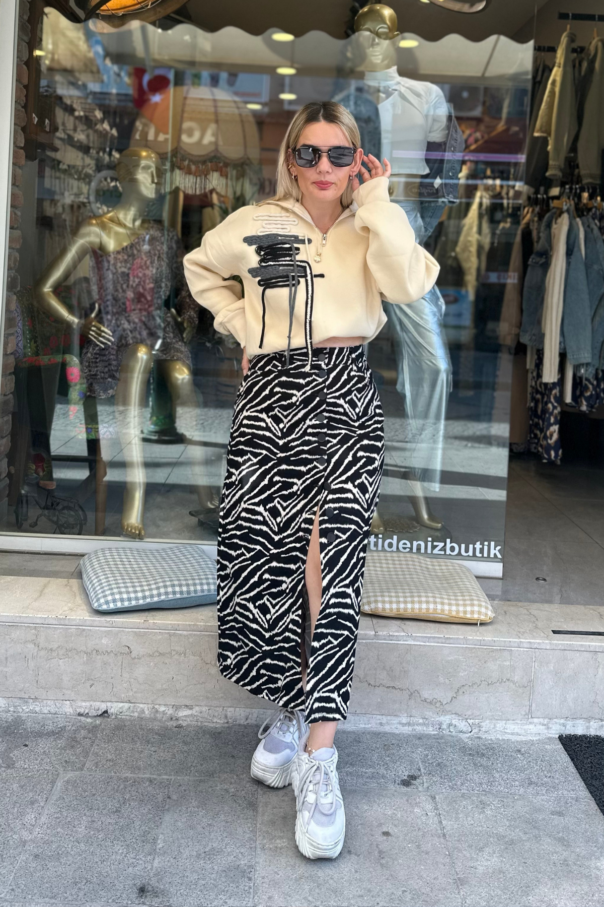 Gabardin Yırtmaçlı Zebra Desen Etek