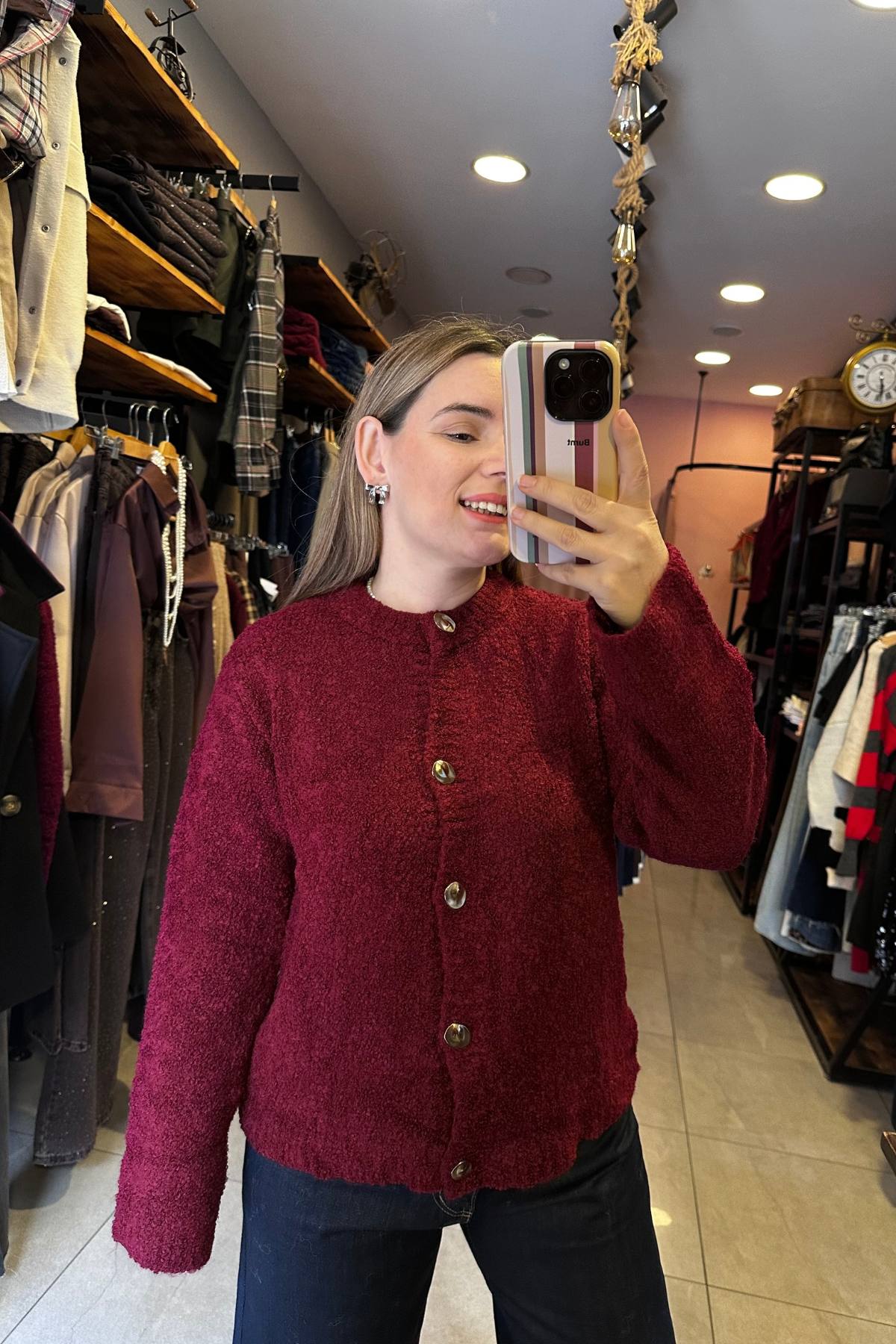 Gold Düğmeli Bordo Hırka