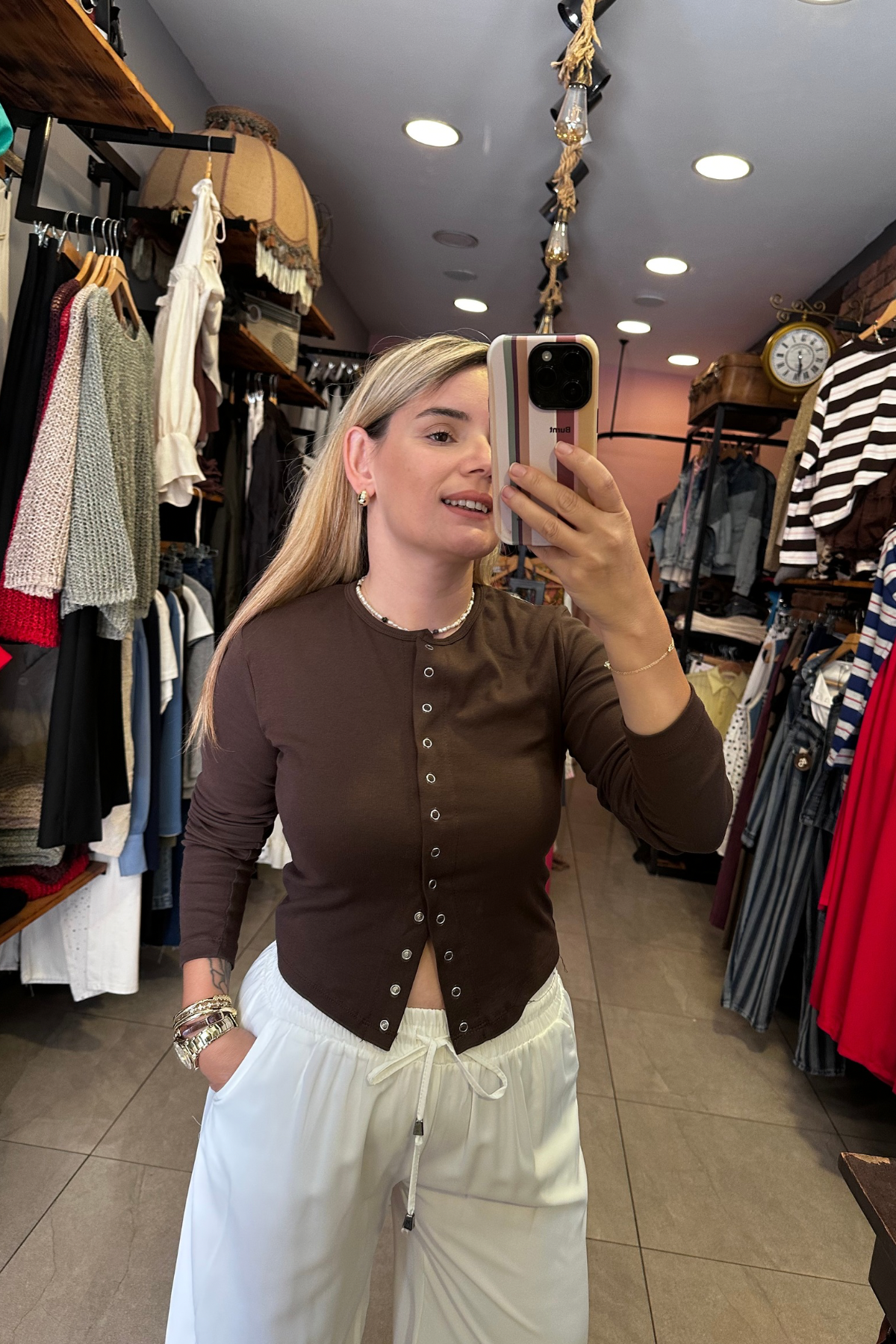 Kahverengi Çıtçıtlı Body