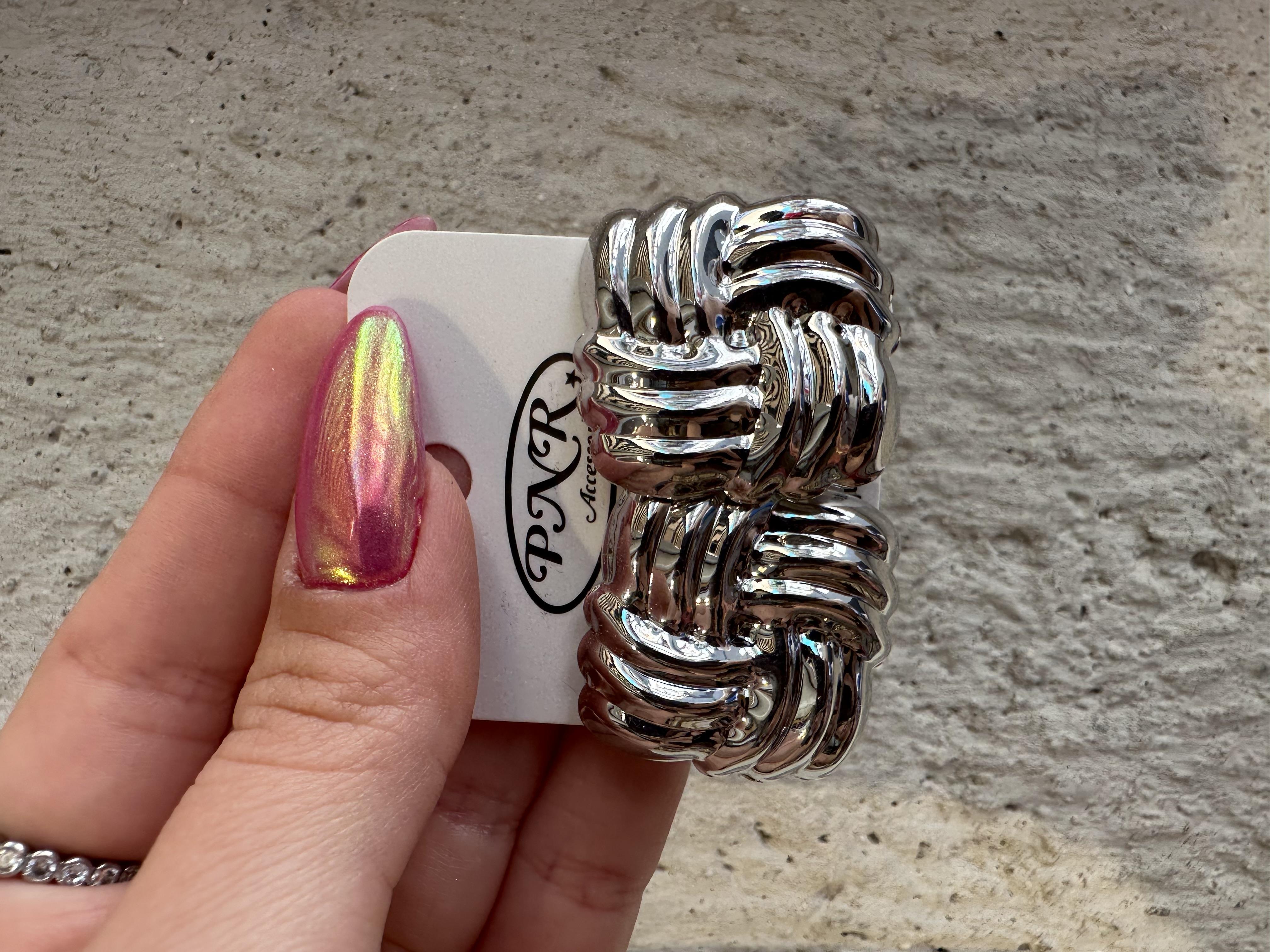 Kalın Örme Kare Gümüş Renk Çelik Küpe