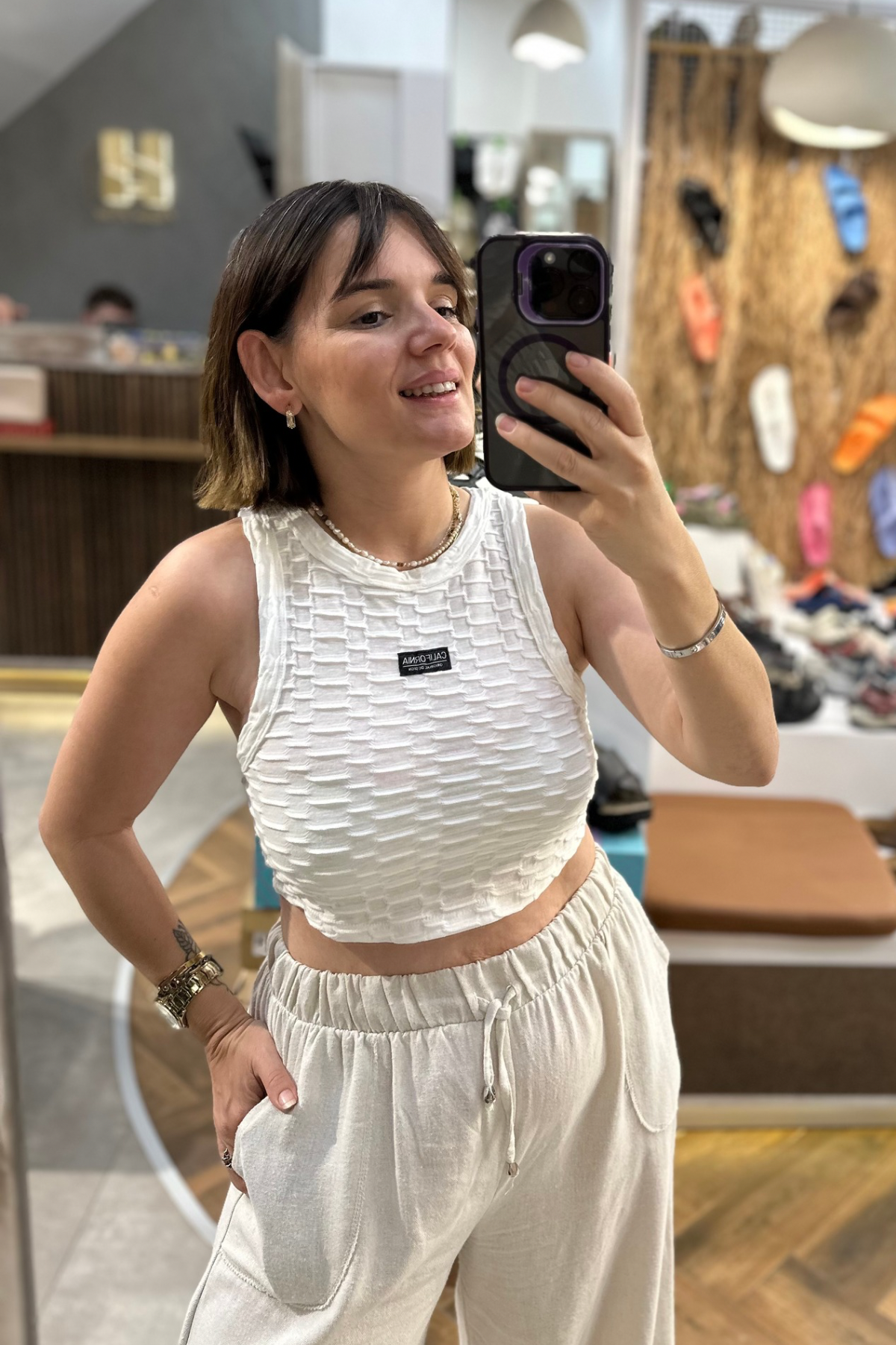 Kendinden Dokulu Halter Yaka Crop - BEYAZ