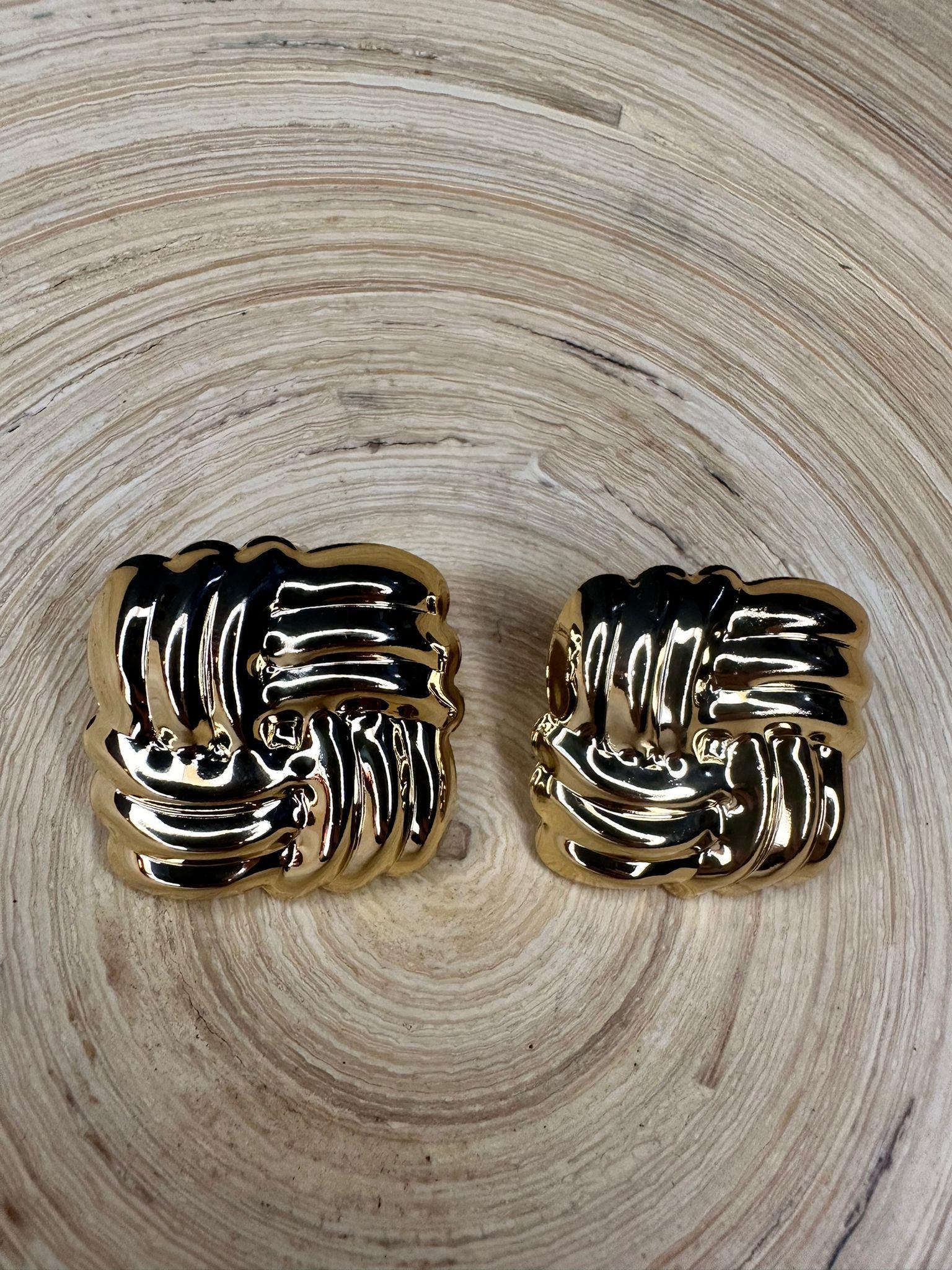 marka muadili gold kare küpe