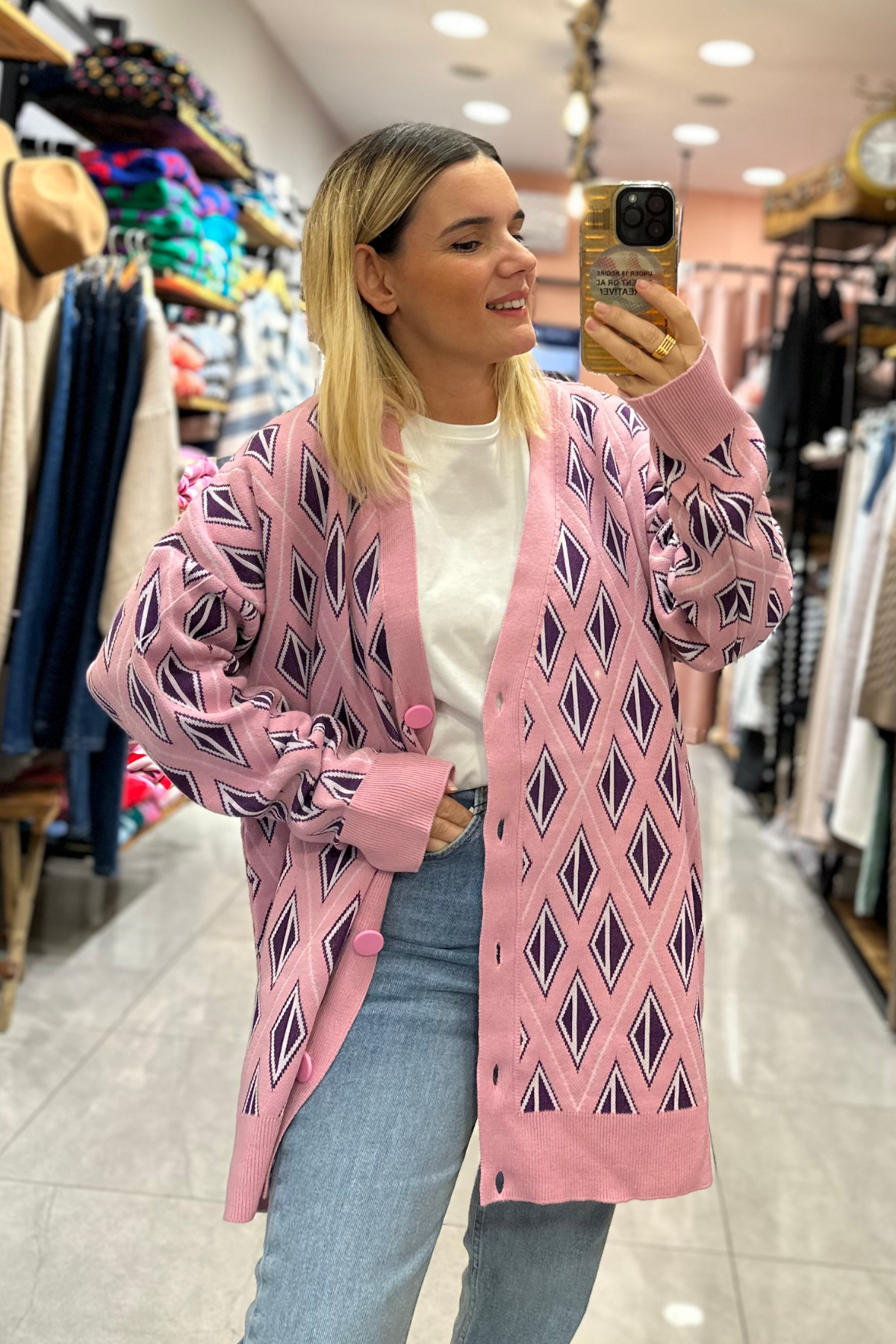 Pembe desenli hırka